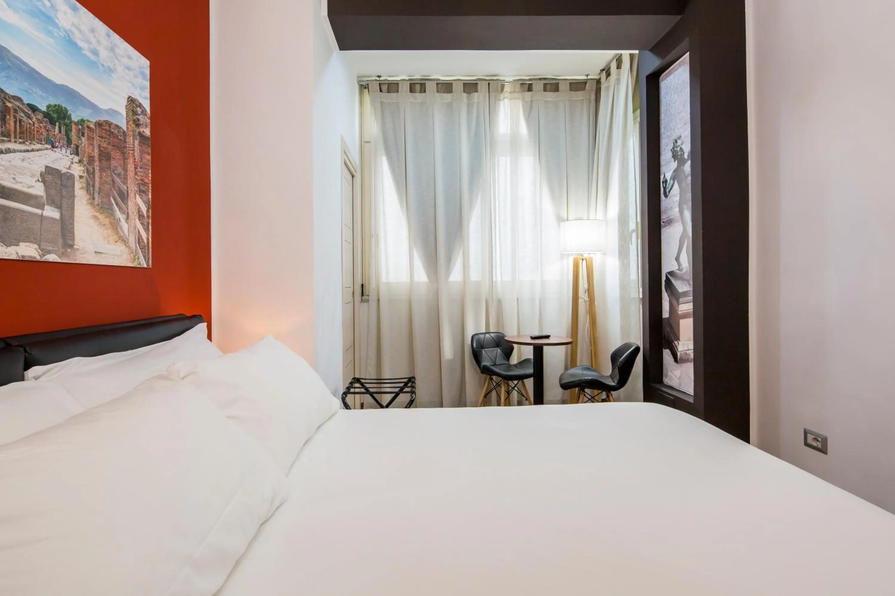 Bed in Pompei Centrum