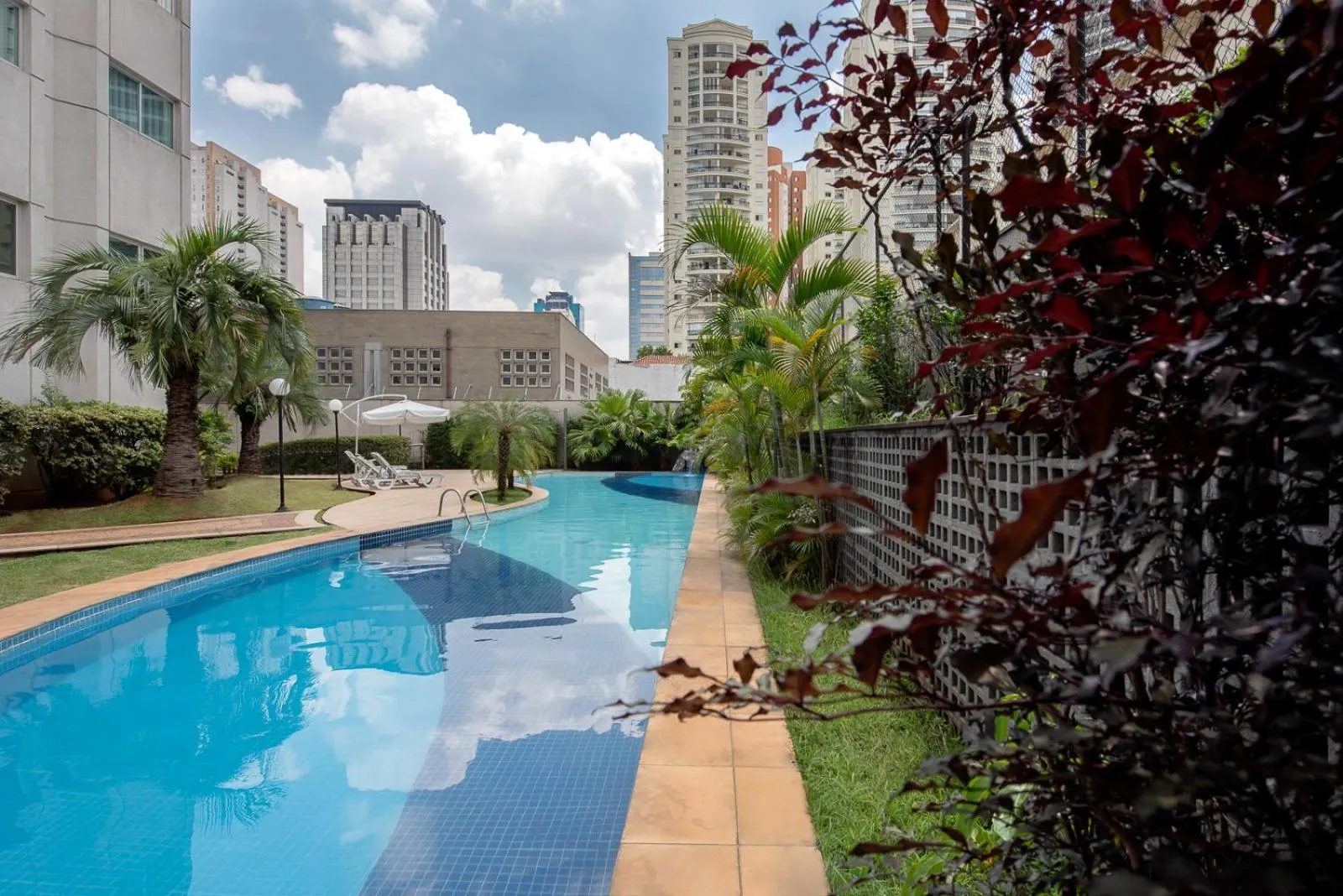 Swimming pool in Intercity São Paulo Ibirapuera