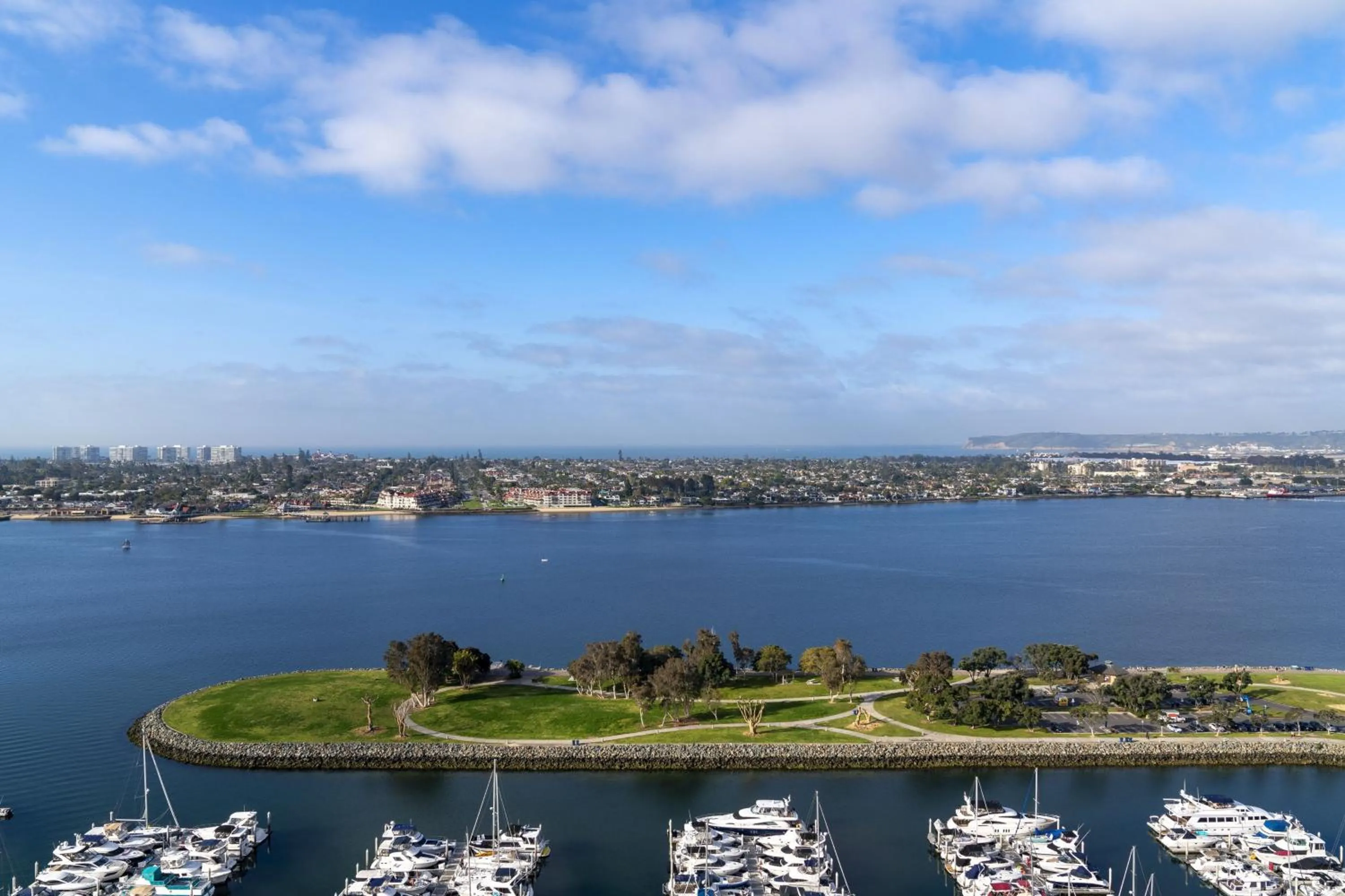 Photo of the whole room in Marriott Marquis San Diego Marina