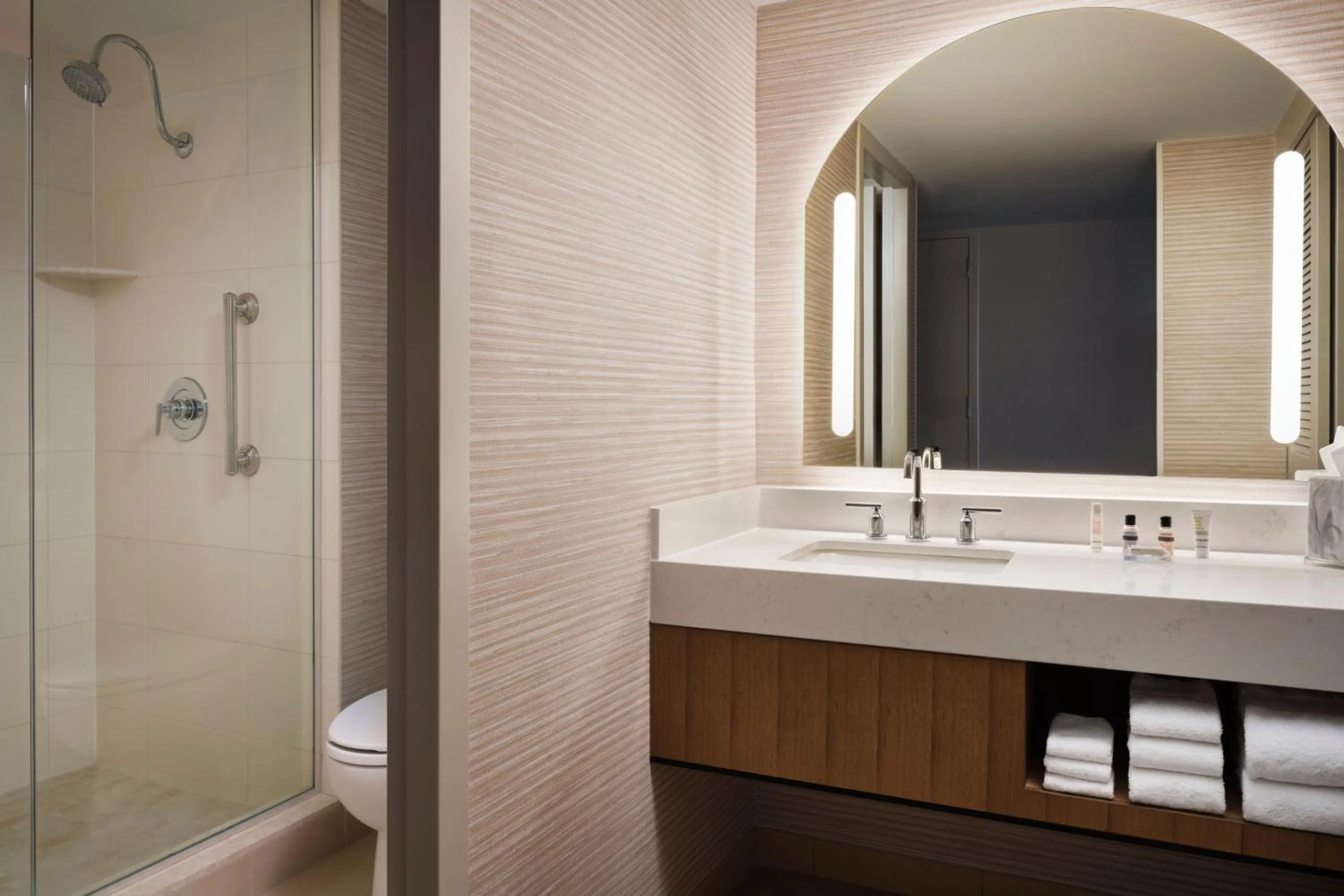 Bathroom in Marriott Marquis San Diego Marina