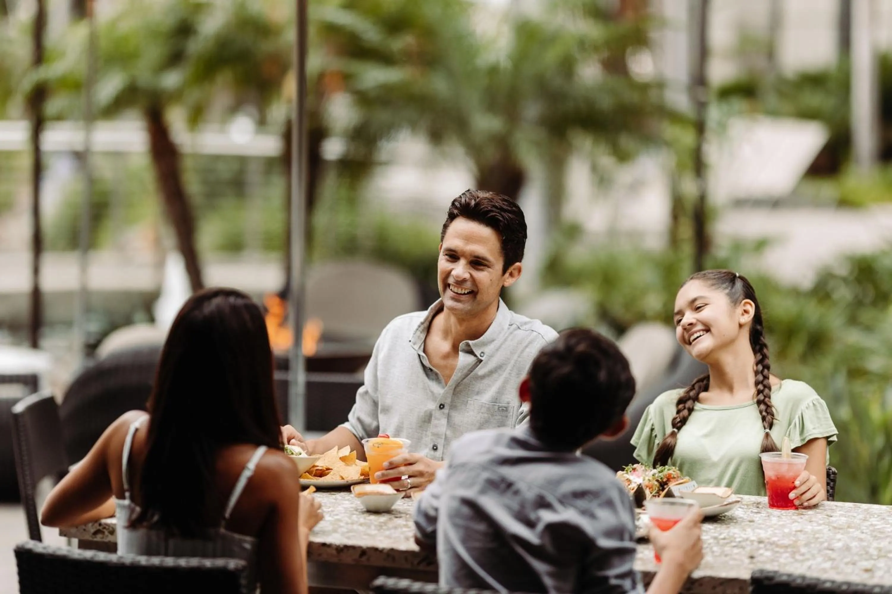 Restaurant/places to eat in Marriott Marquis San Diego Marina