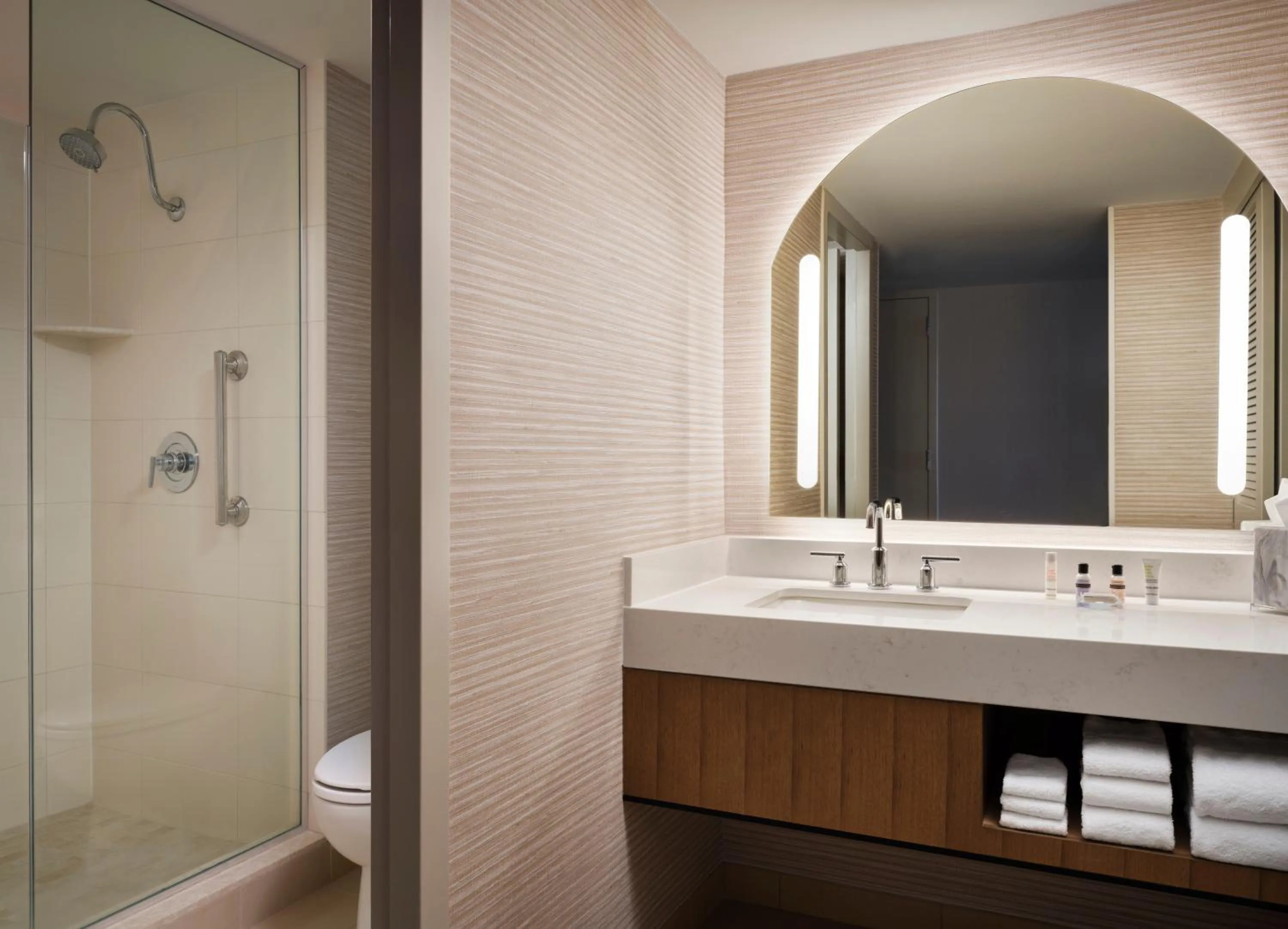 Bathroom in Marriott Marquis San Diego Marina