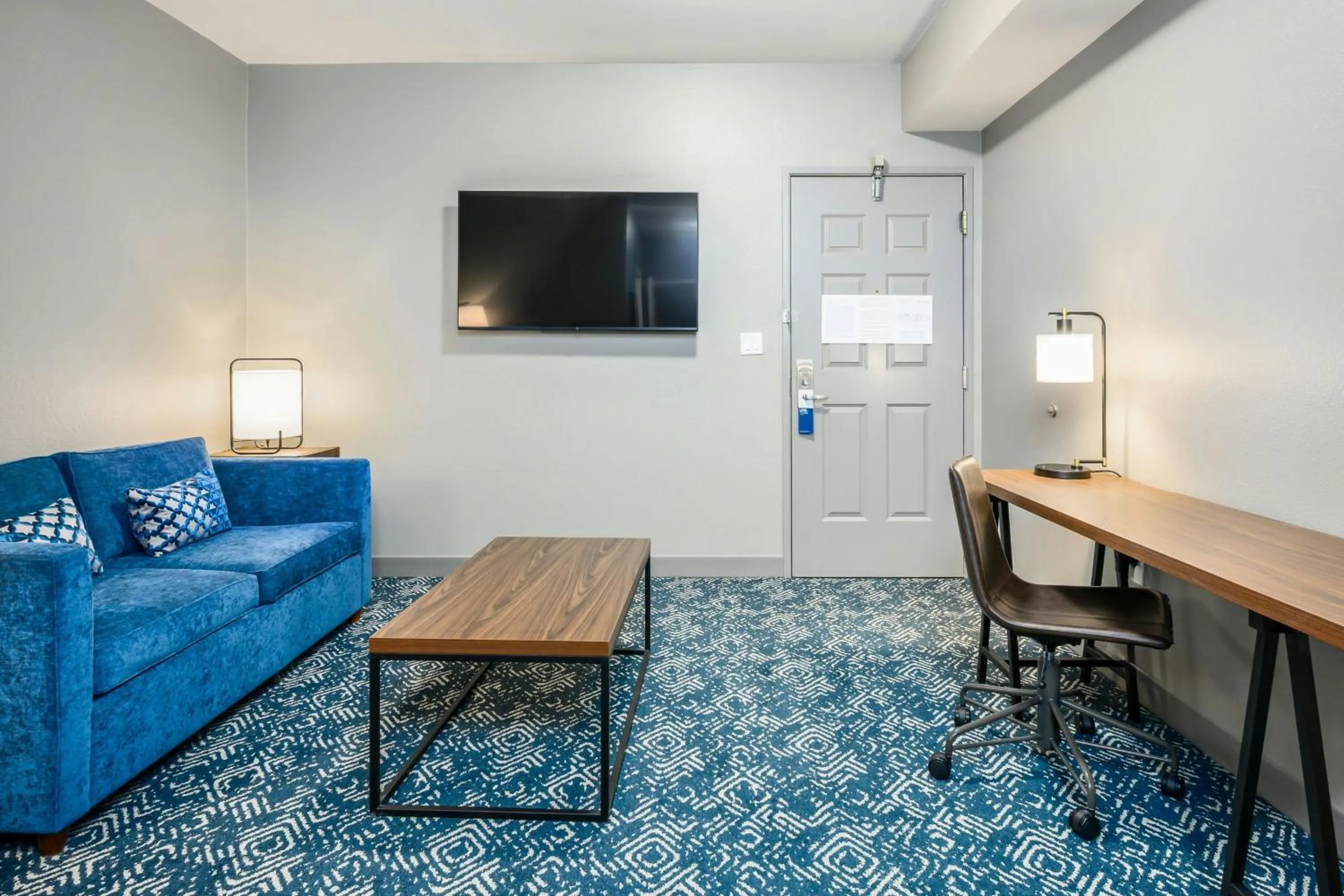 Bedroom in Four Points by Sheraton Bedford Manchester Airport