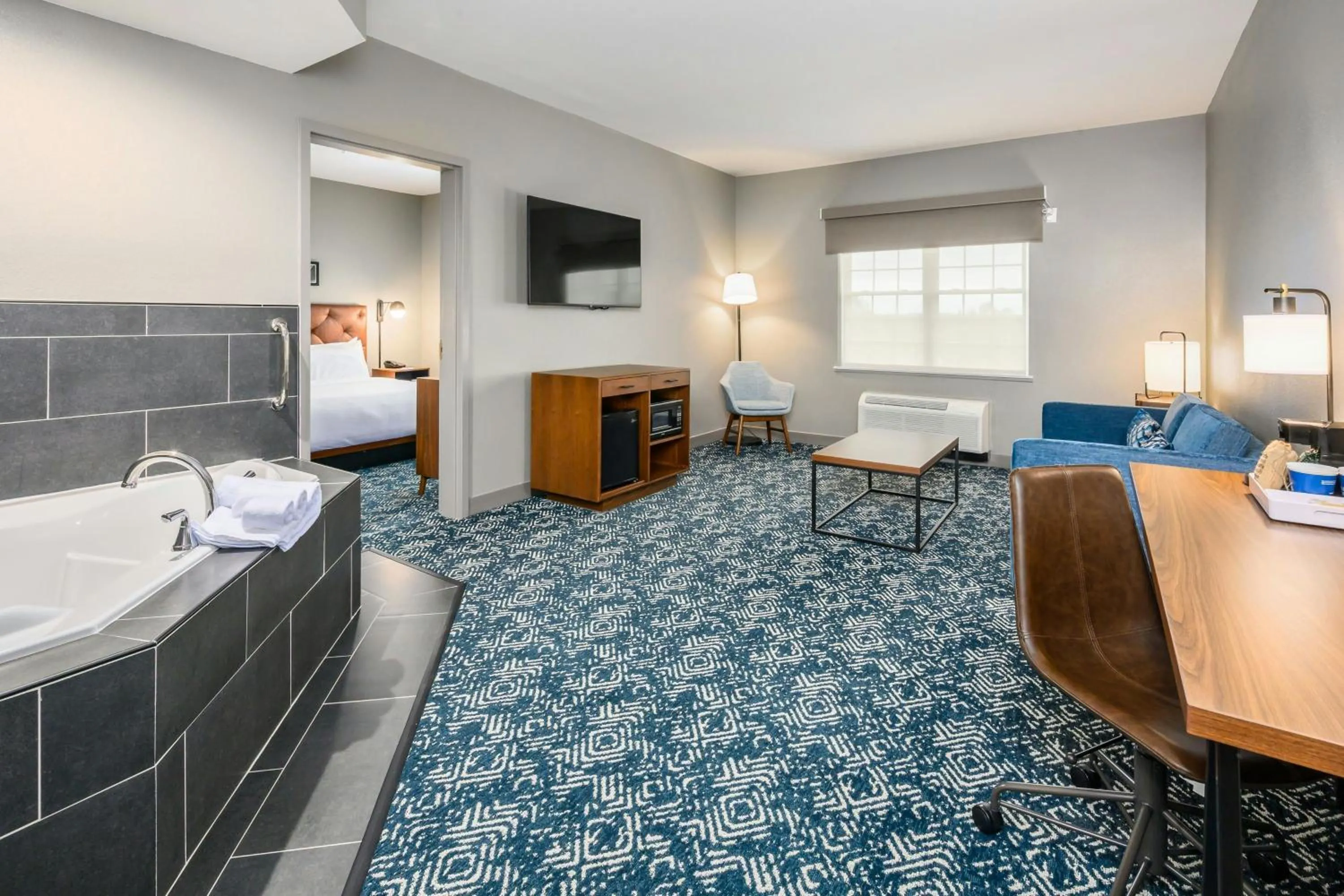 Bedroom in Four Points by Sheraton Bedford Manchester Airport