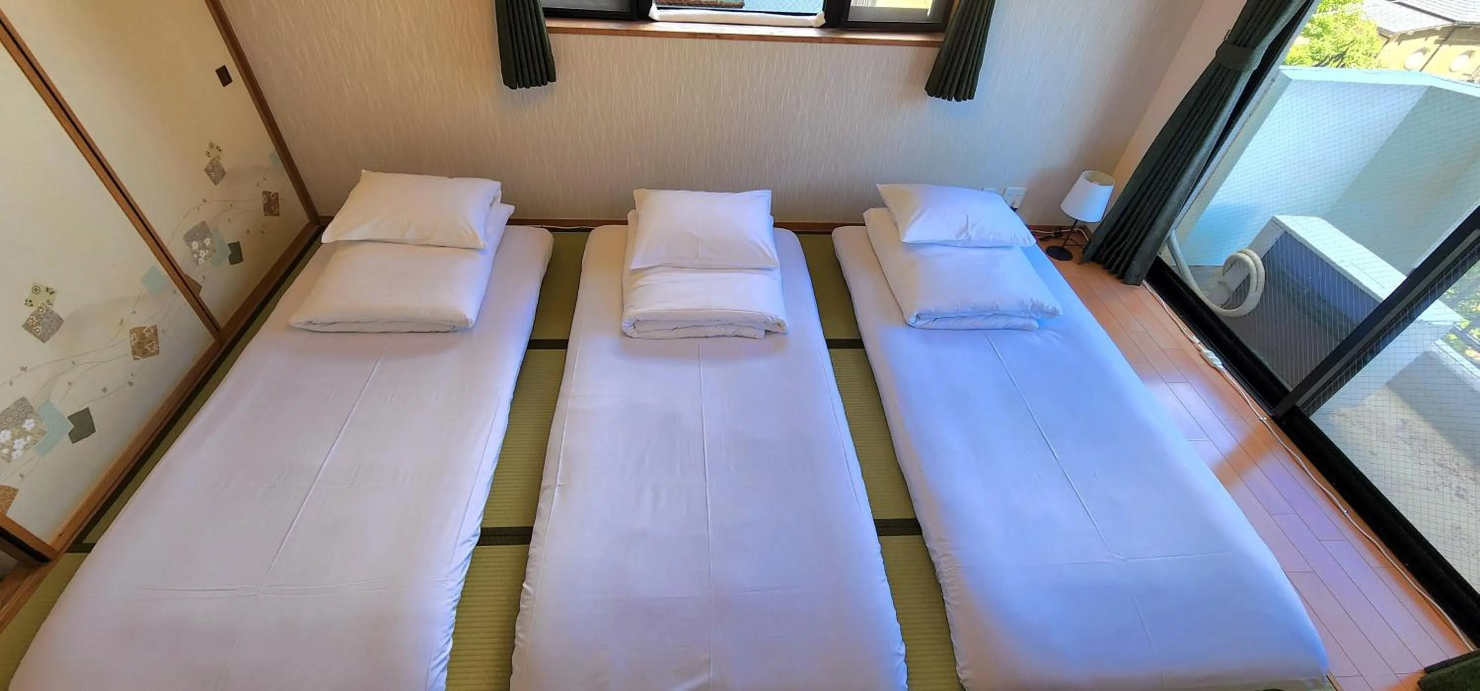 Bedroom, Bed in Hakone Guest House gaku.