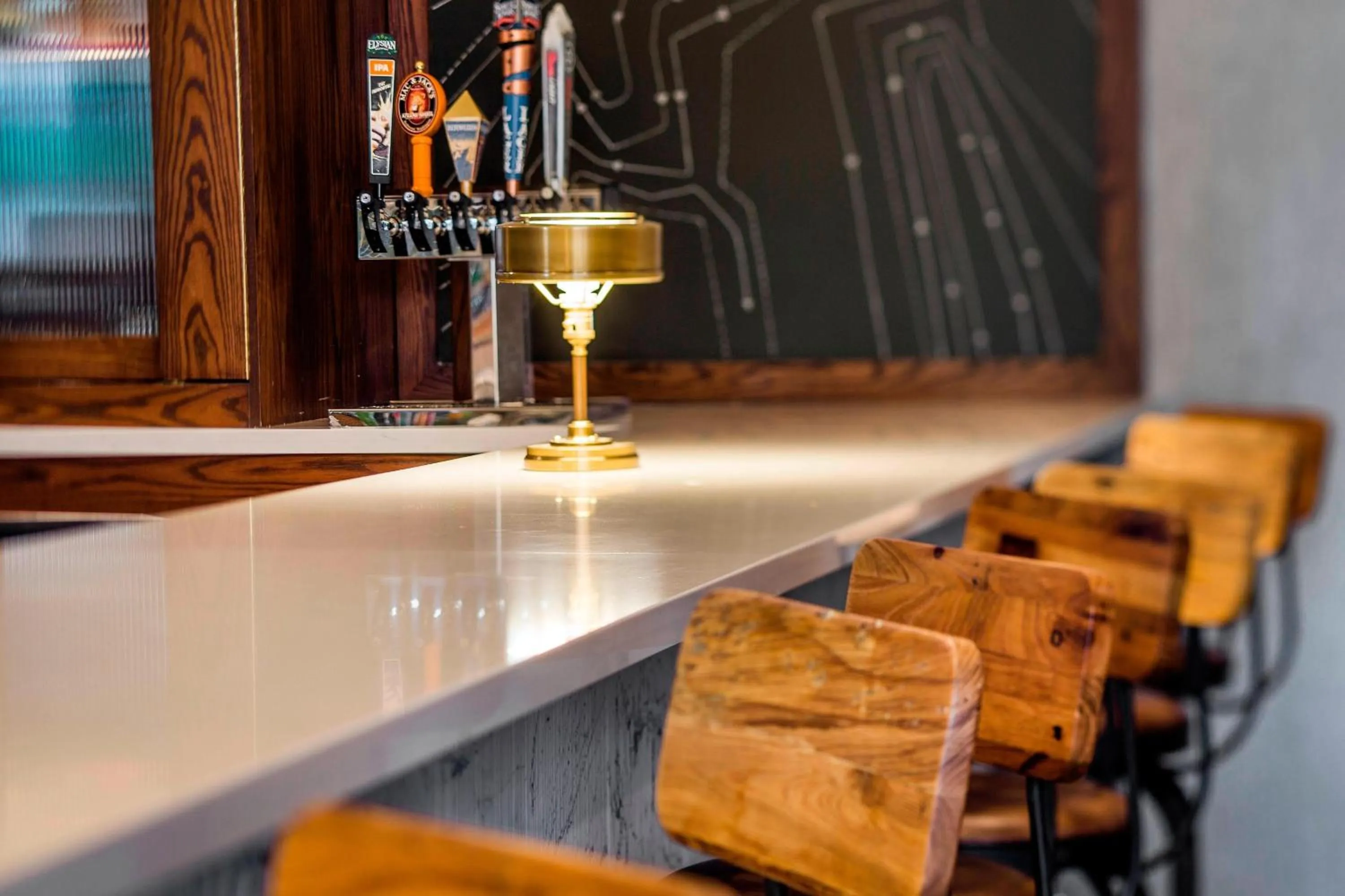 Restaurant/places to eat in Courtyard Seattle Downtown/Lake Union