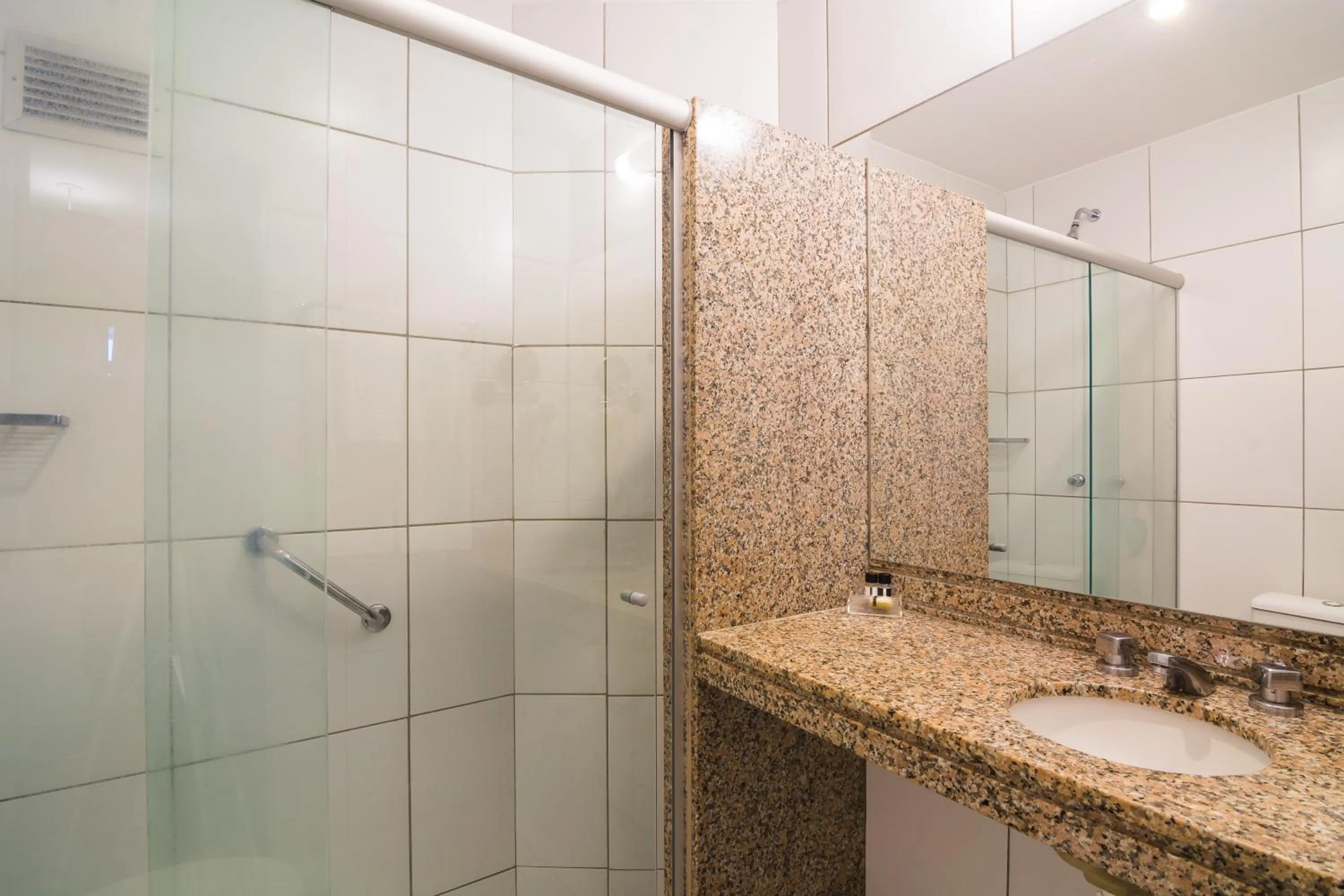 Toilet in Golden Fortaleza by Intercity