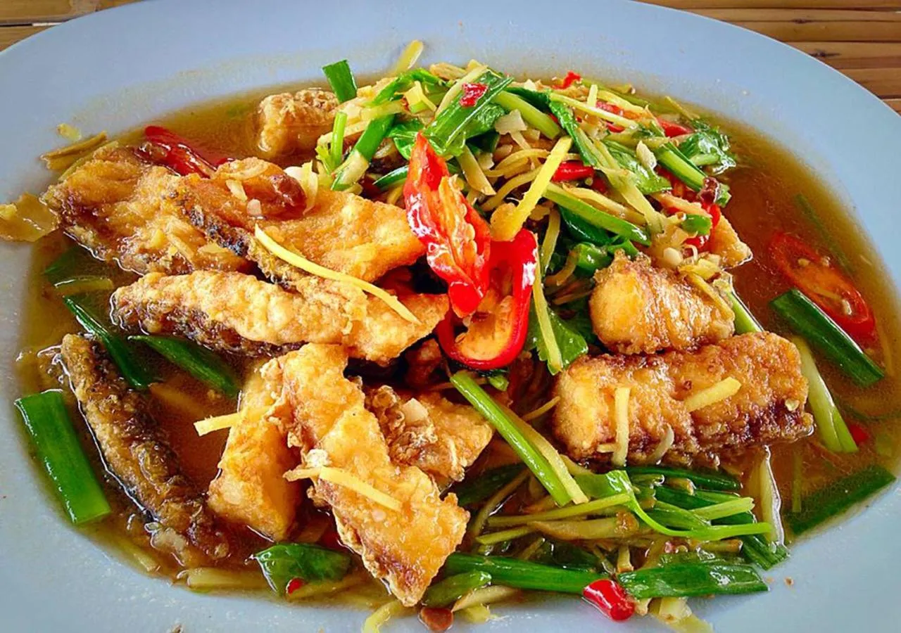 Food in Hadthong Resort