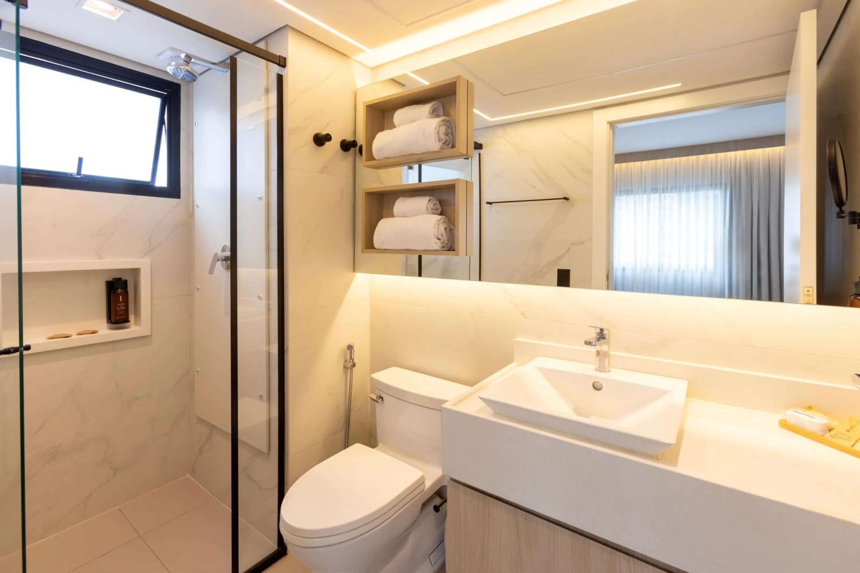 Intercity Pamplona - The Universe Paulista