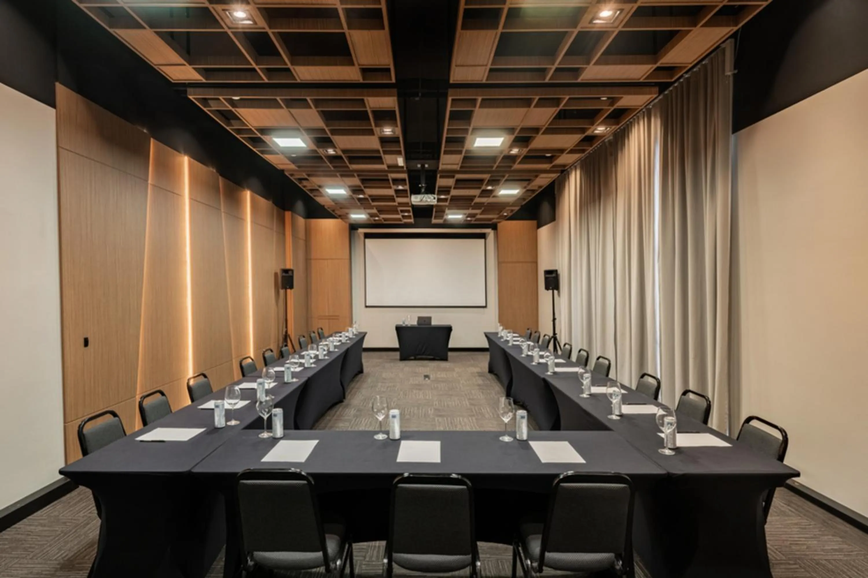Meeting/conference room in Intercity Porto Alegre Praia de Belas