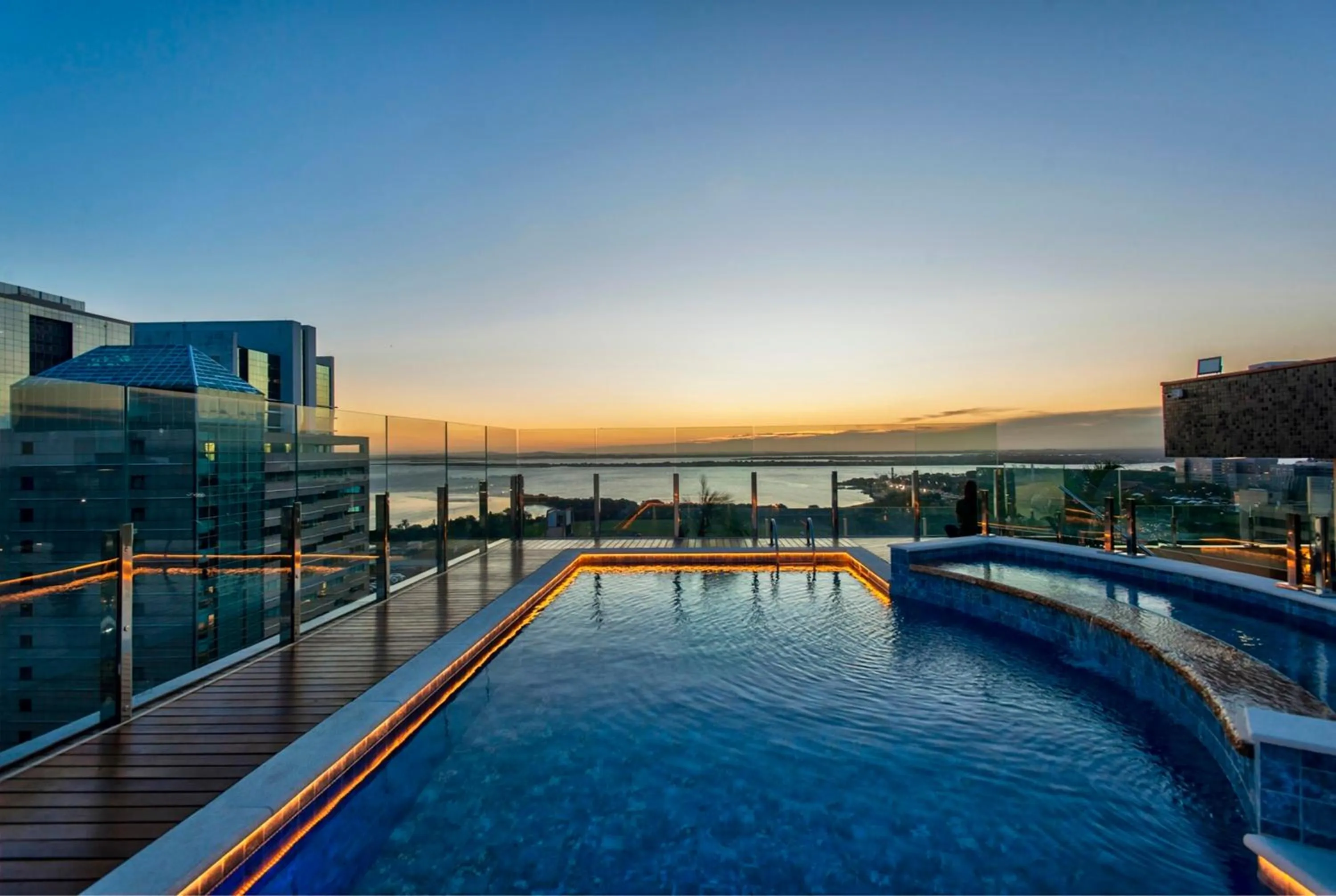 Pool view in Intercity Porto Alegre Praia de Belas