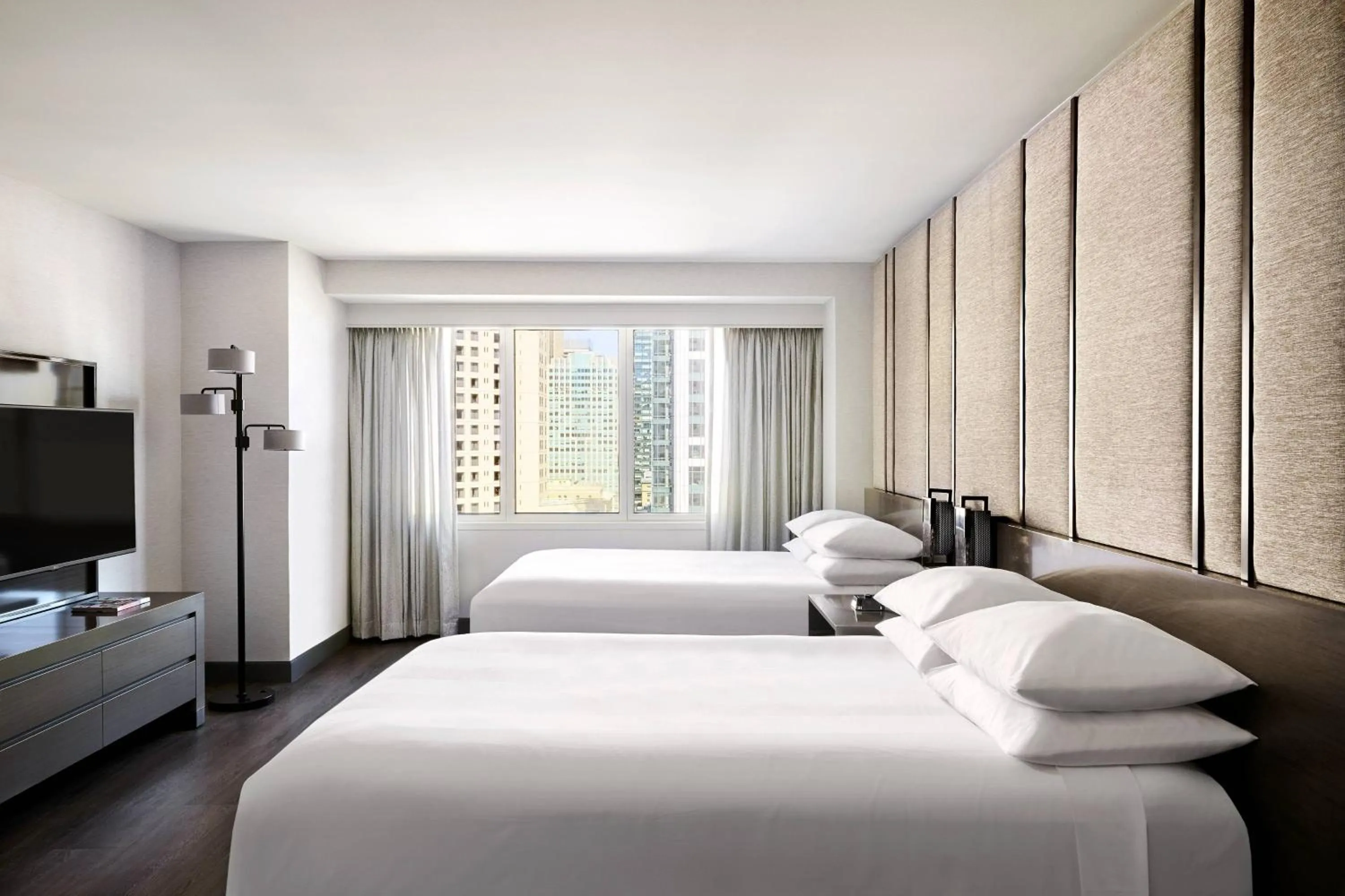 Bedroom, Bed in San Francisco Marriott Marquis Union Square
