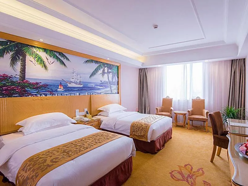Bed in Vienna International Hotel Shanghai Jinqiao Industrial Park North Yanggao Road