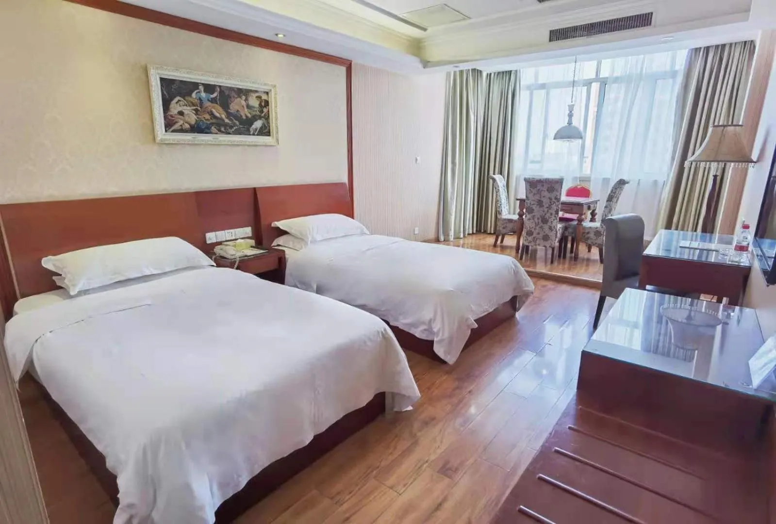 Vienna Hotel Nantong Tongzhou Bus Station