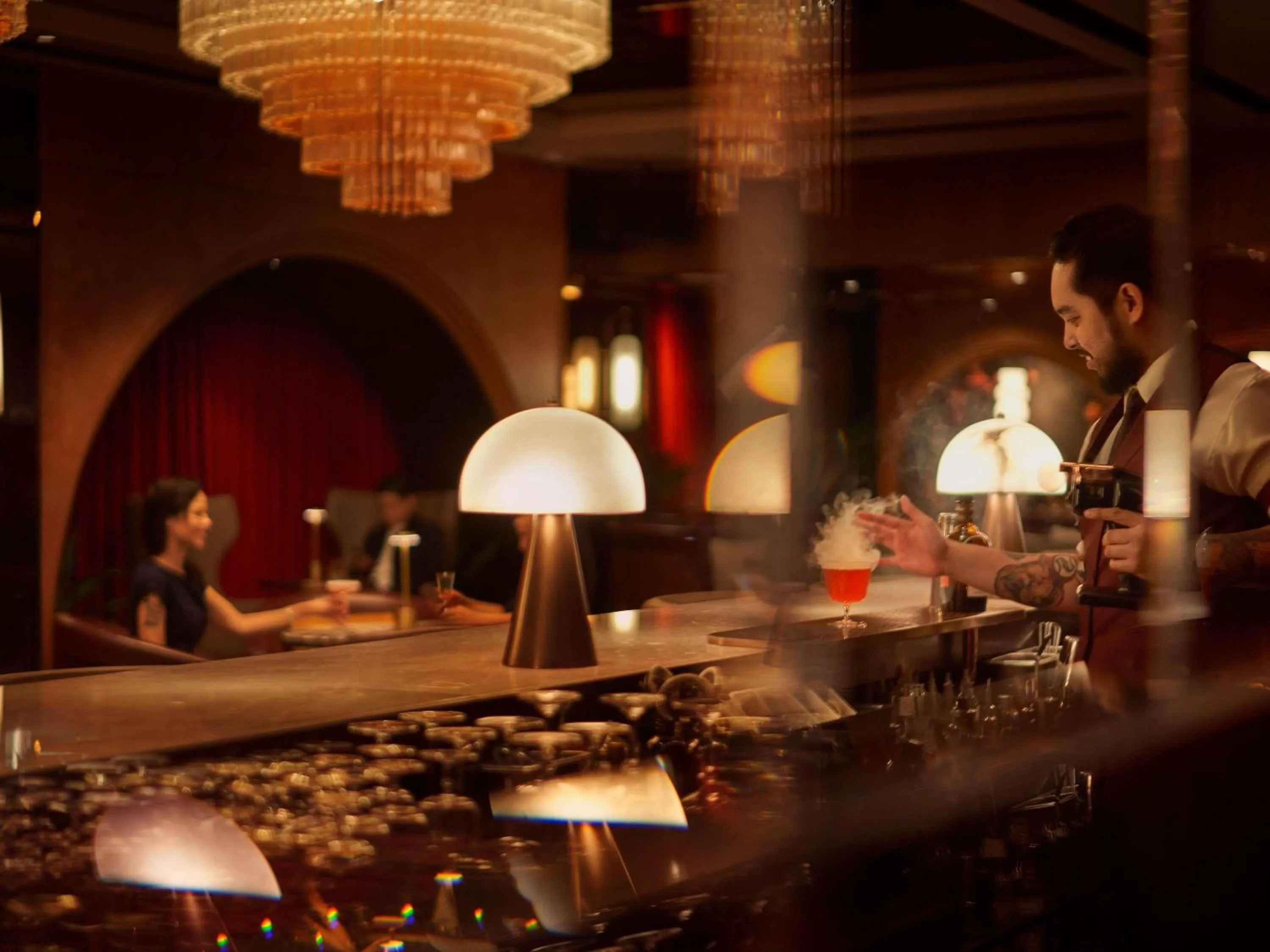 Lounge or bar in Fairmont Singapore