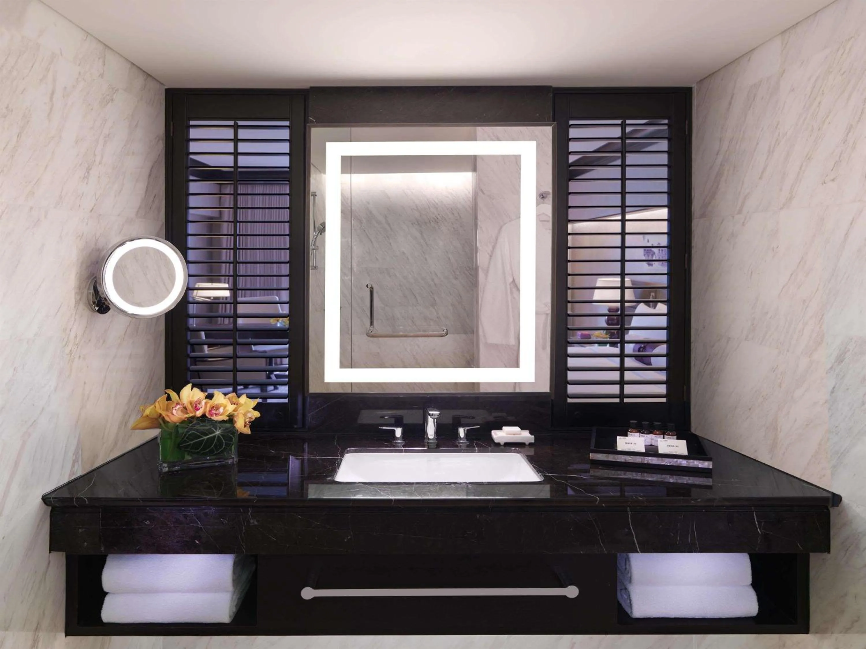 Bedroom in Fairmont Singapore