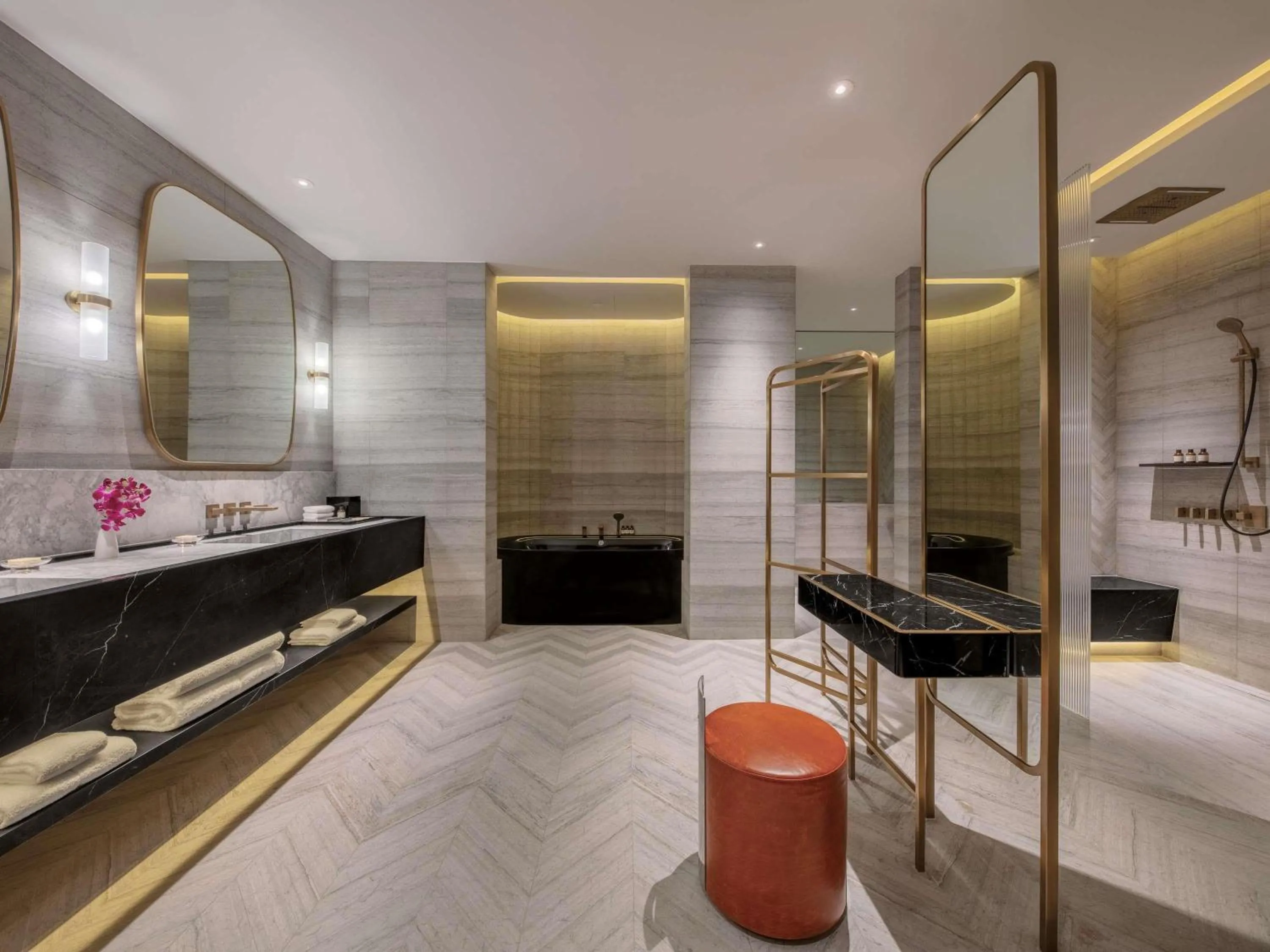 Bedroom, Bed in Fairmont Singapore