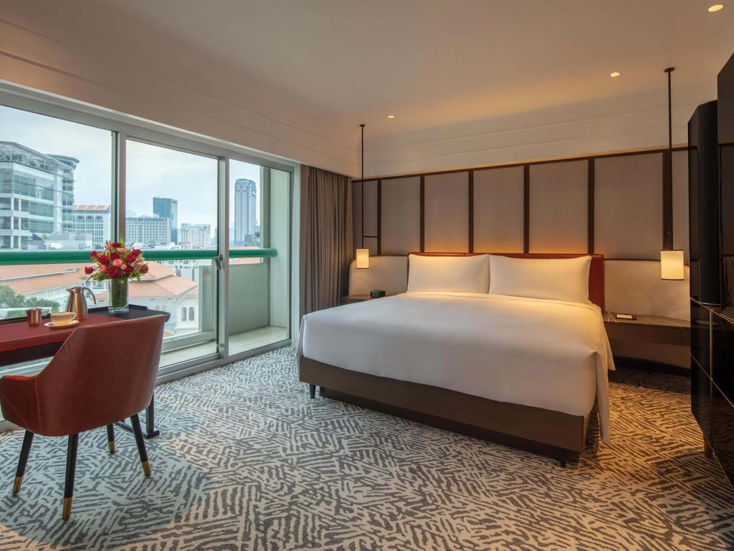 Bedroom, Bed in Fairmont Singapore