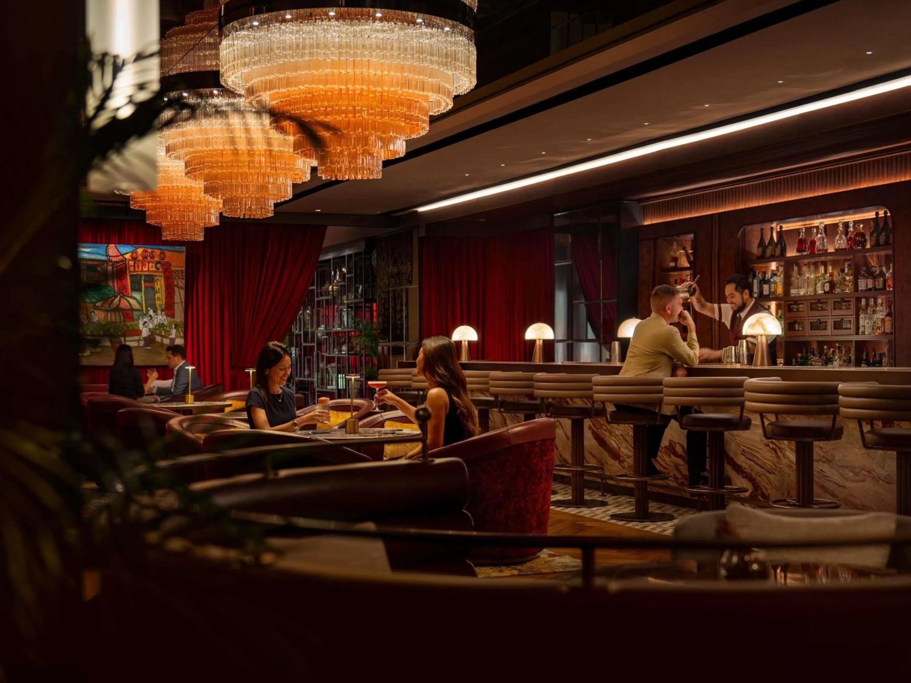 Lounge or bar in Fairmont Singapore