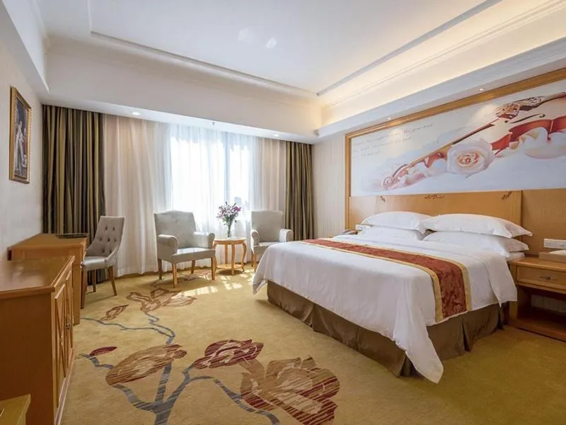 Bed in Vienna International Hotel Shenzhen Bantian Jihua Road Shangxue