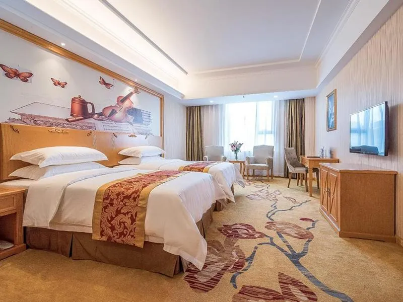 Bed in Vienna International Hotel Shenzhen Bantian Jihua Road Shangxue
