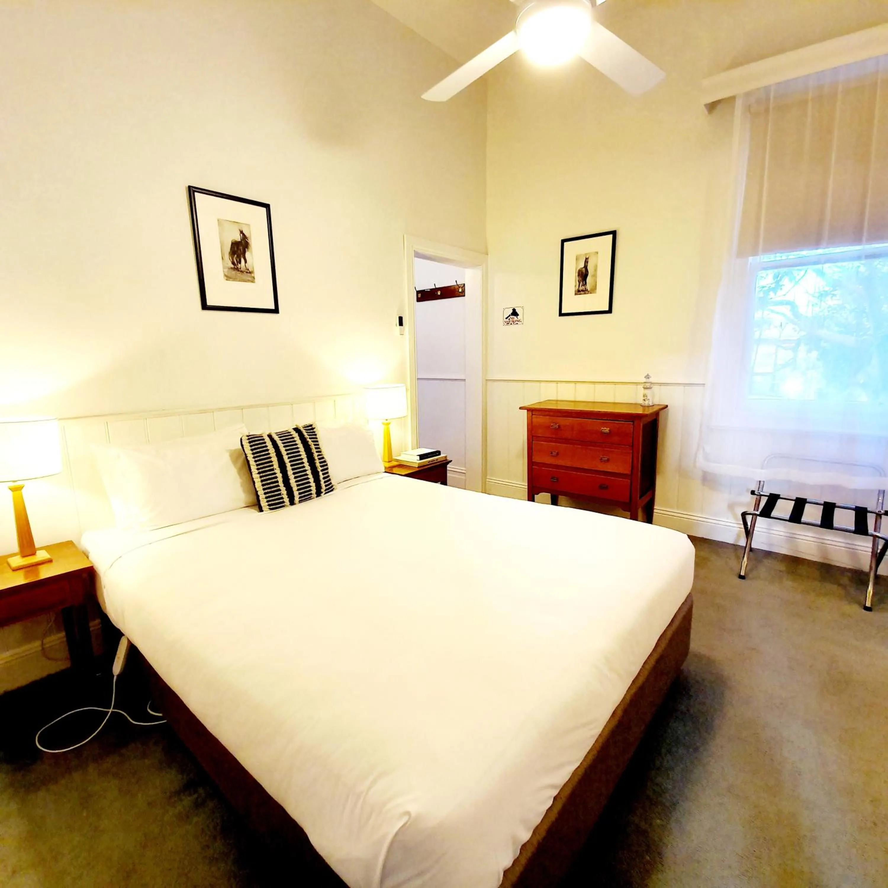 Bedroom, Bed in Point Lonsdale Guest House