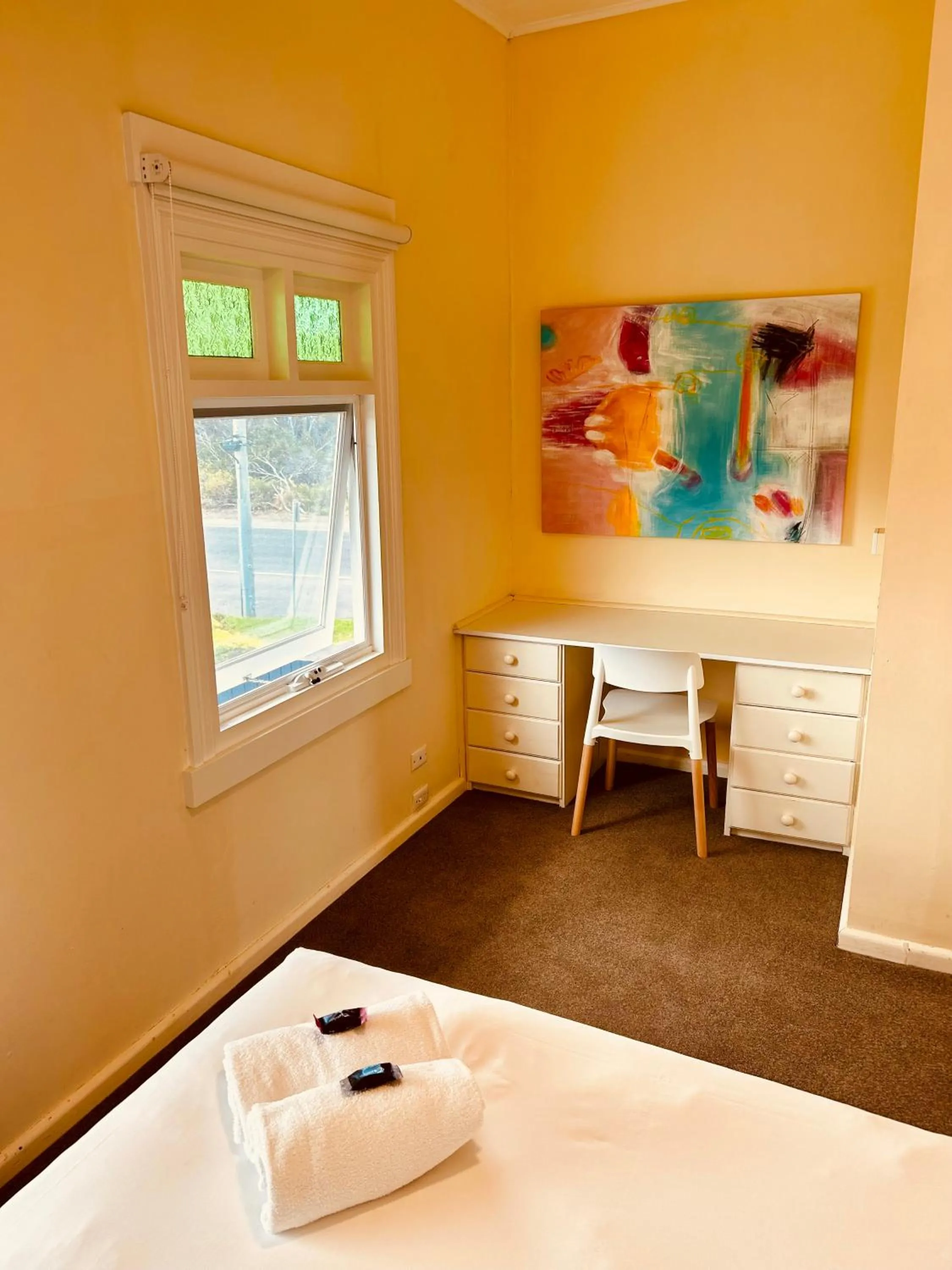 Bedroom, Bed in Point Lonsdale Guest House