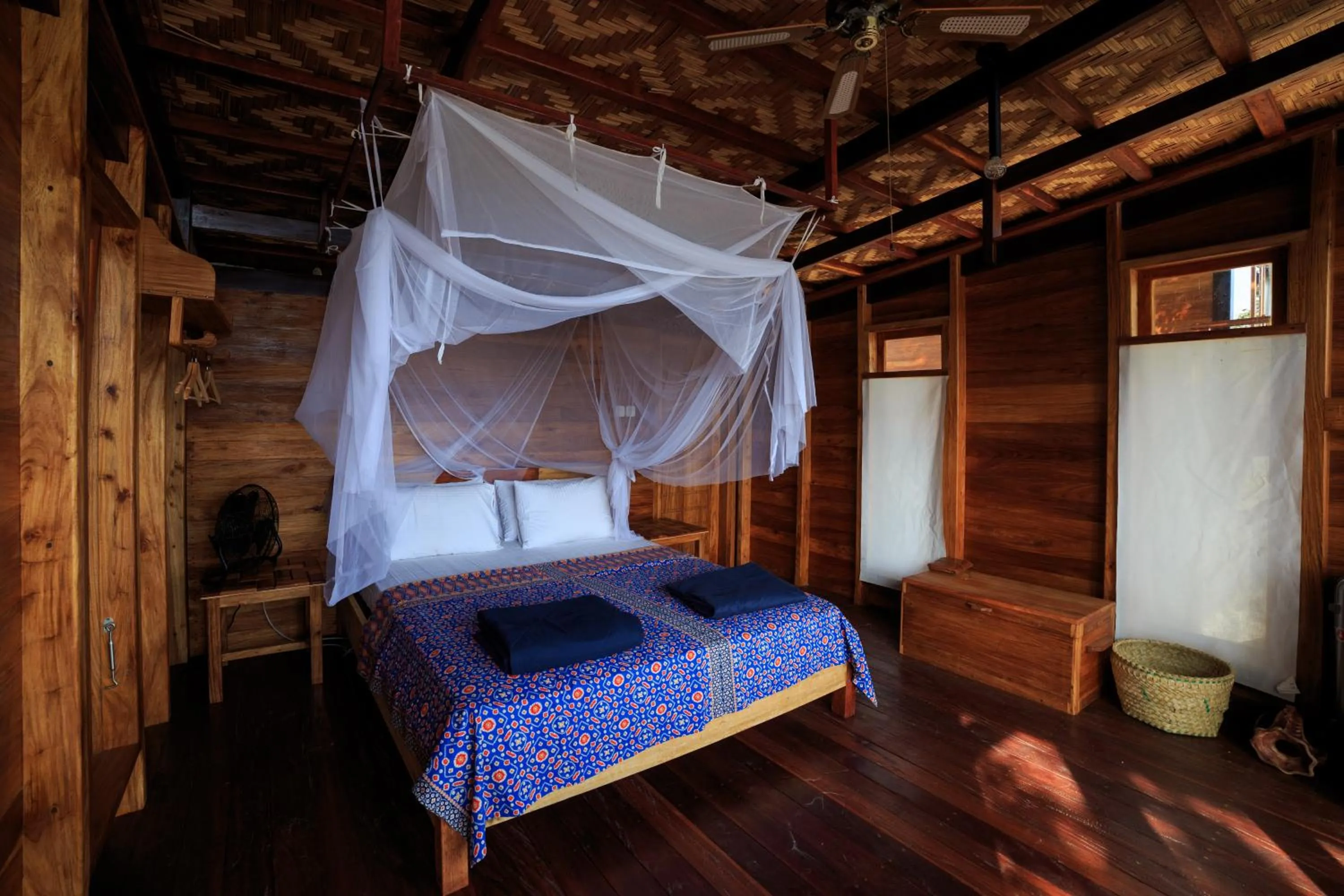 Bed in Tevana House Reef