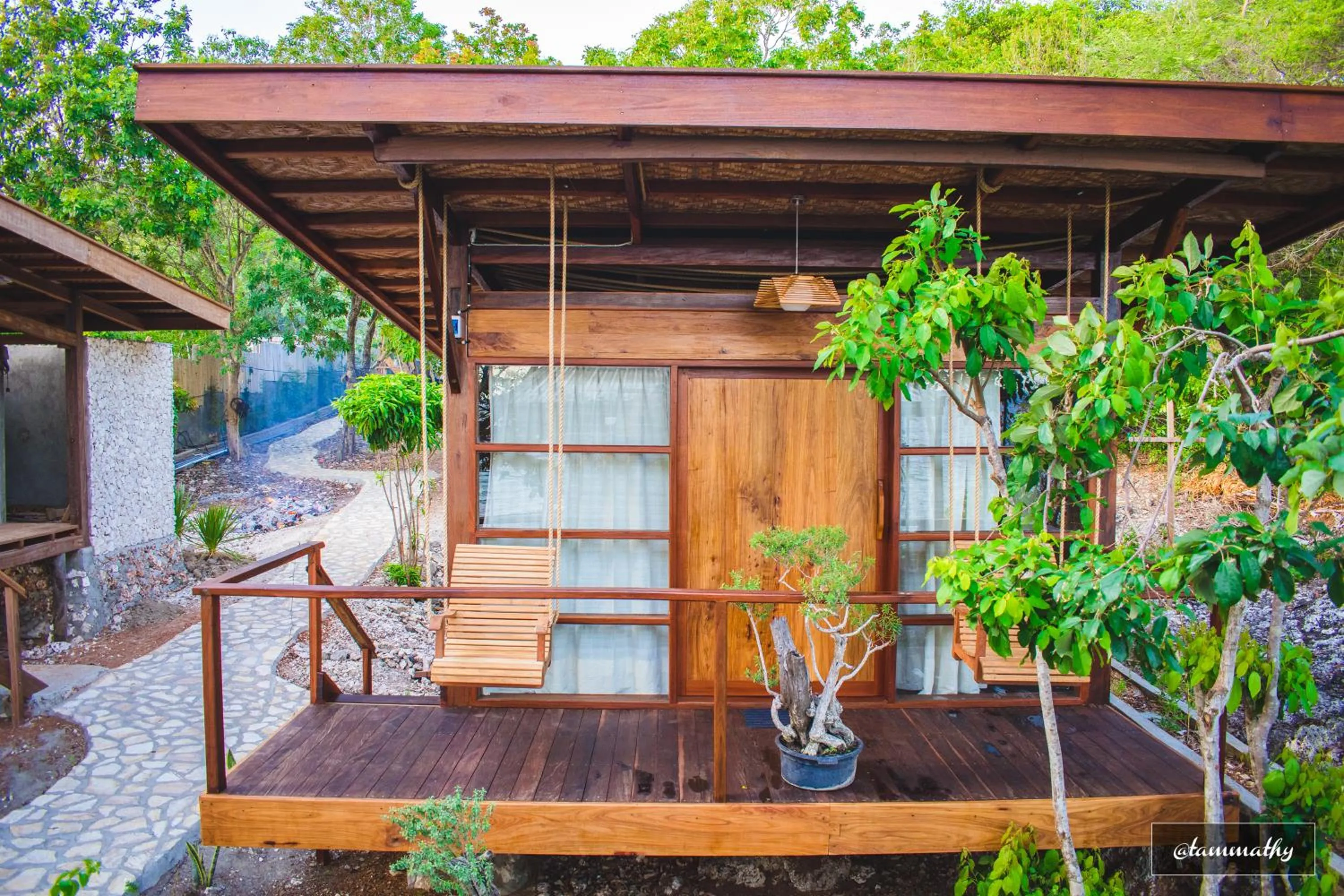 Seating area in Tevana House Reef