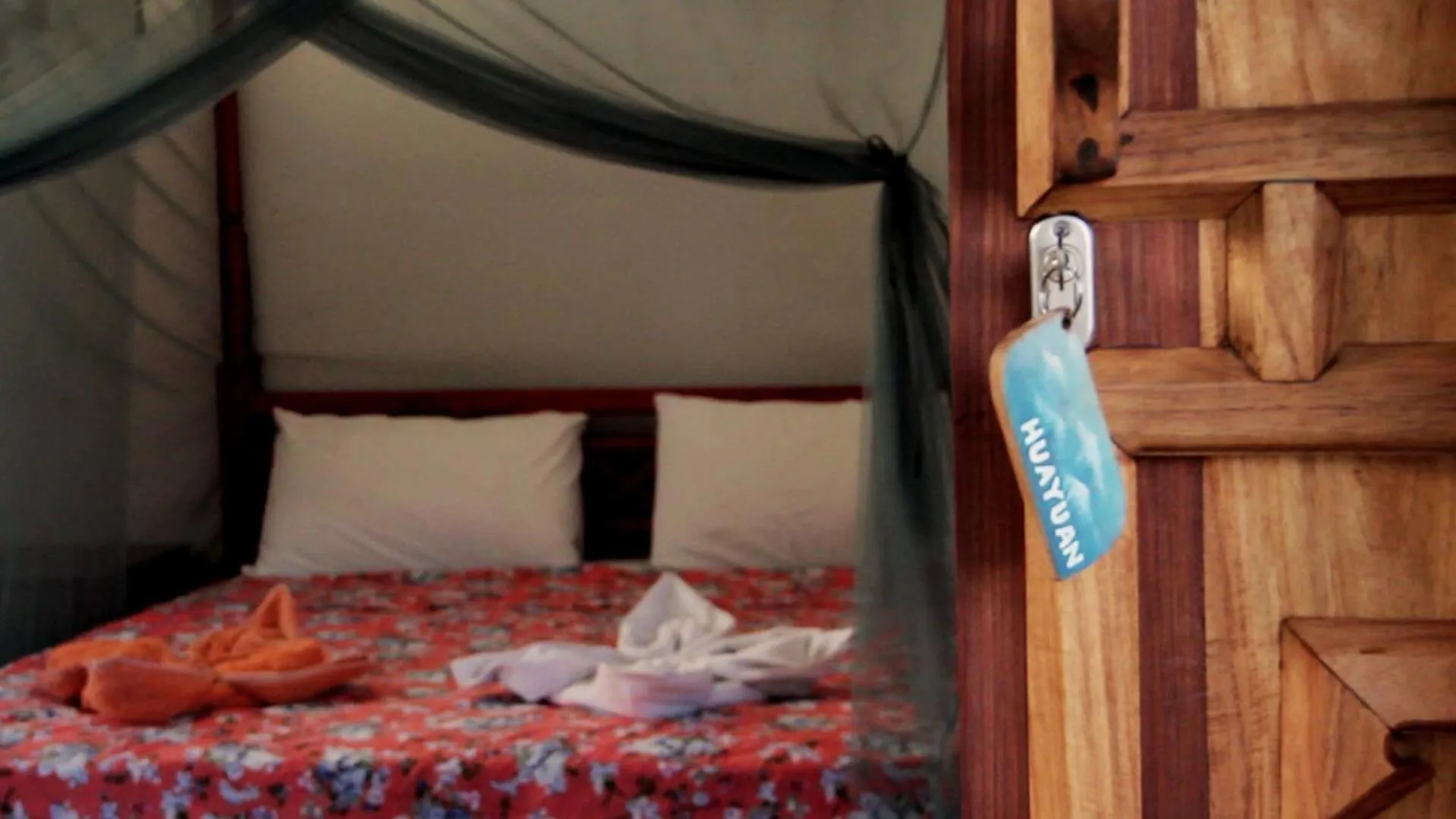 Bed in Tevana House Reef