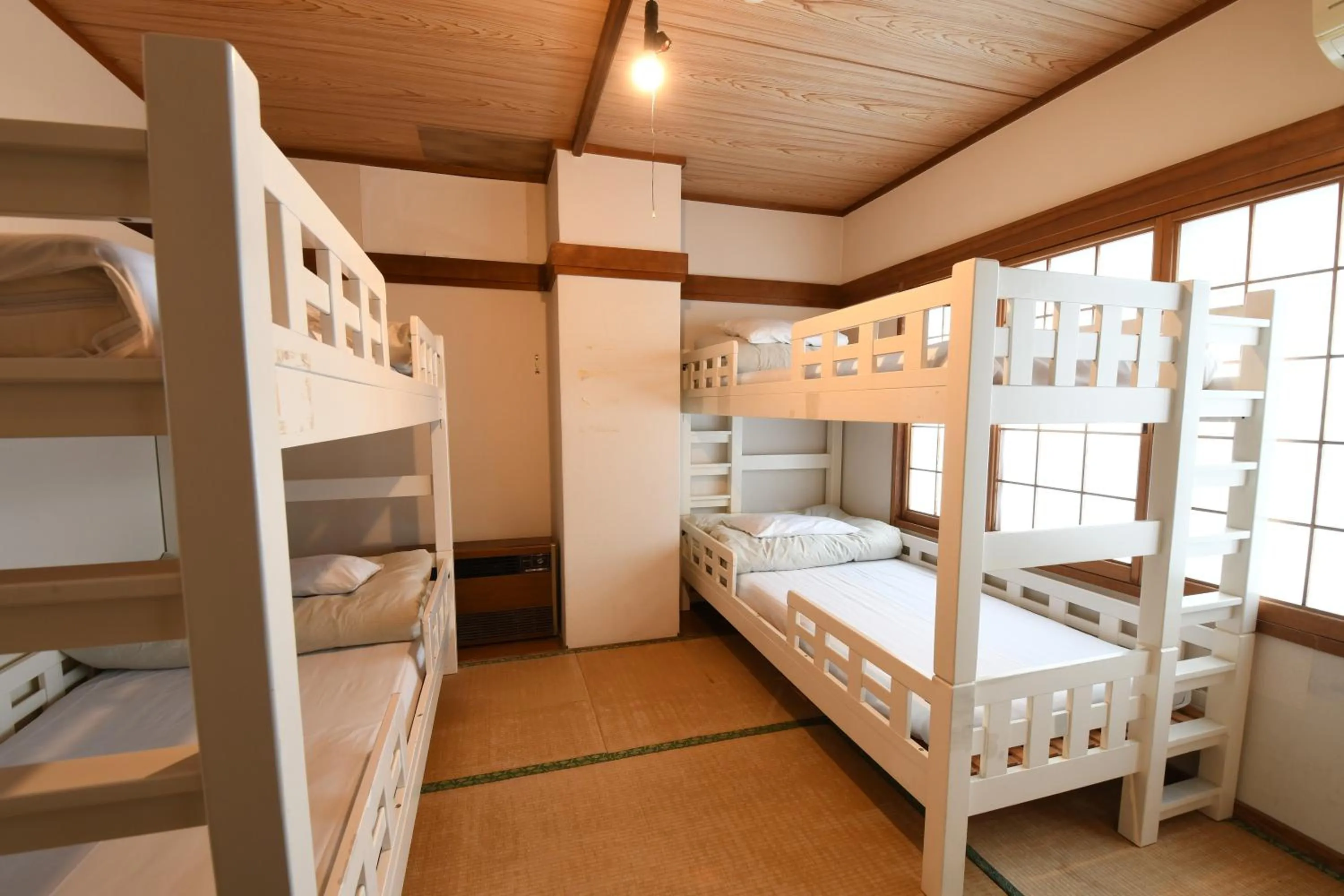 Photo of the whole room, Bed in Onsenyado Hamayu Nagi