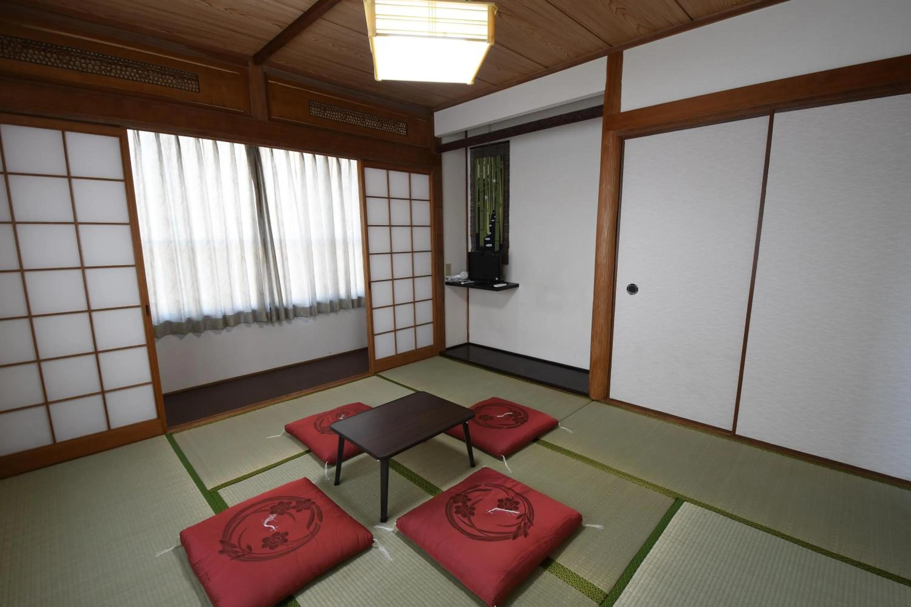 Photo of the whole room in Onsenyado Hamayu Nagi