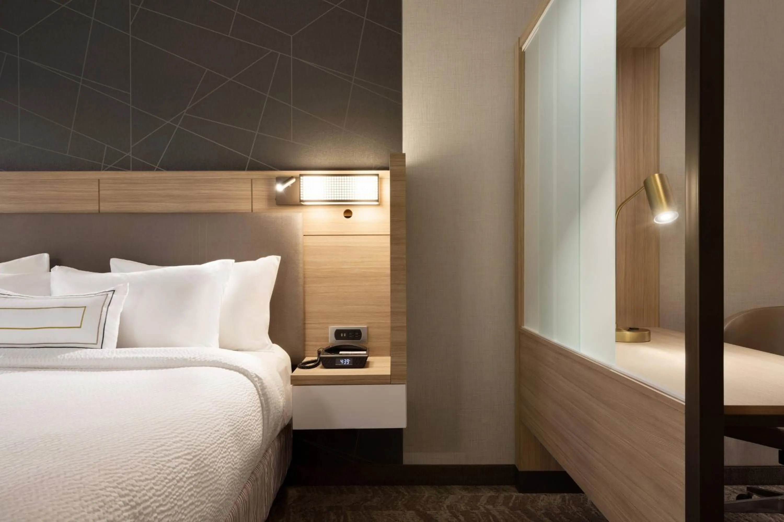 Photo of the whole room, Bed in SpringHill Suites by Marriott Allentown Bethlehem/Center Valley