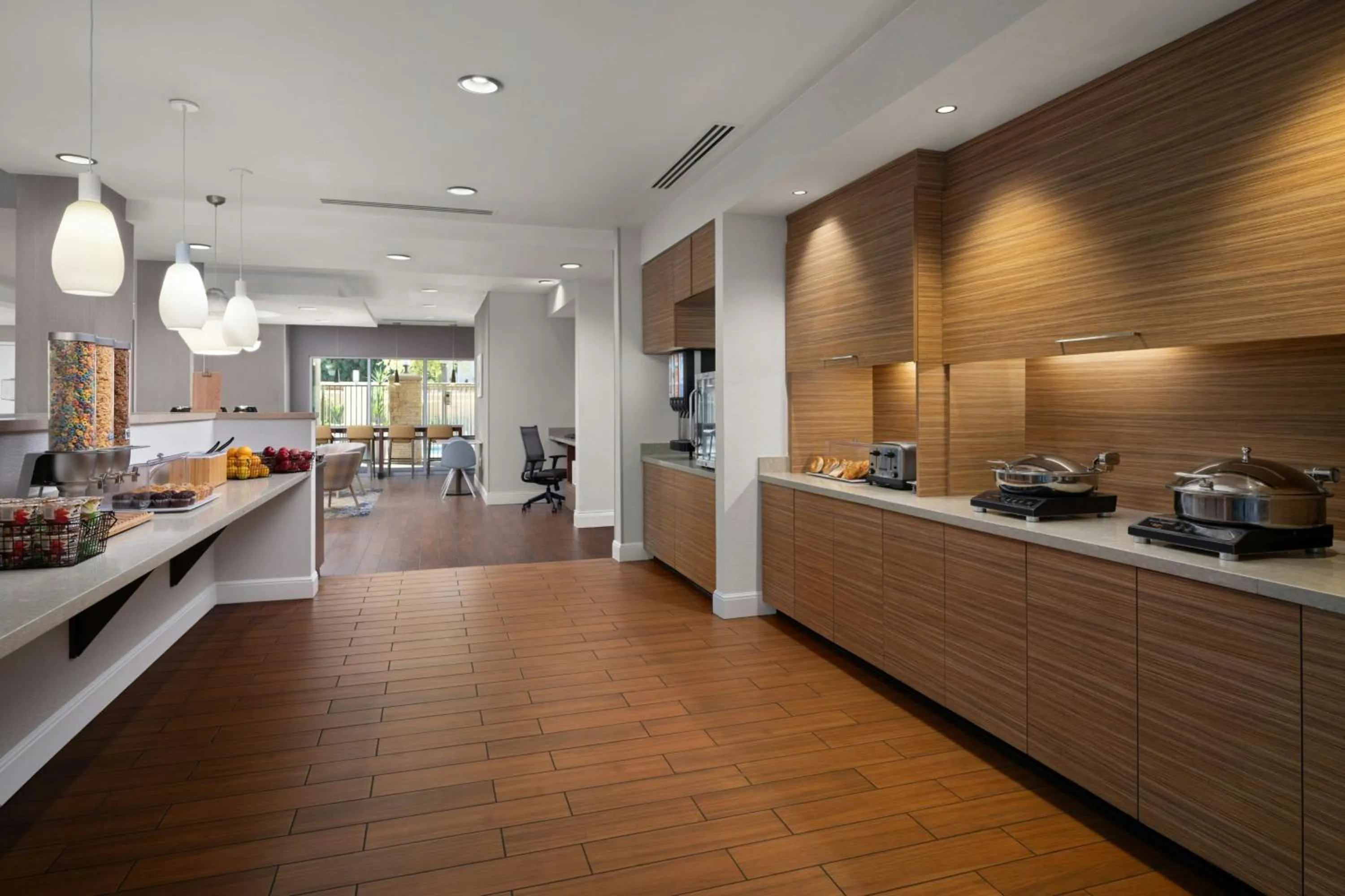 Breakfast in TownePlace Suites by Marriott Phoenix Chandler/Fashion Center