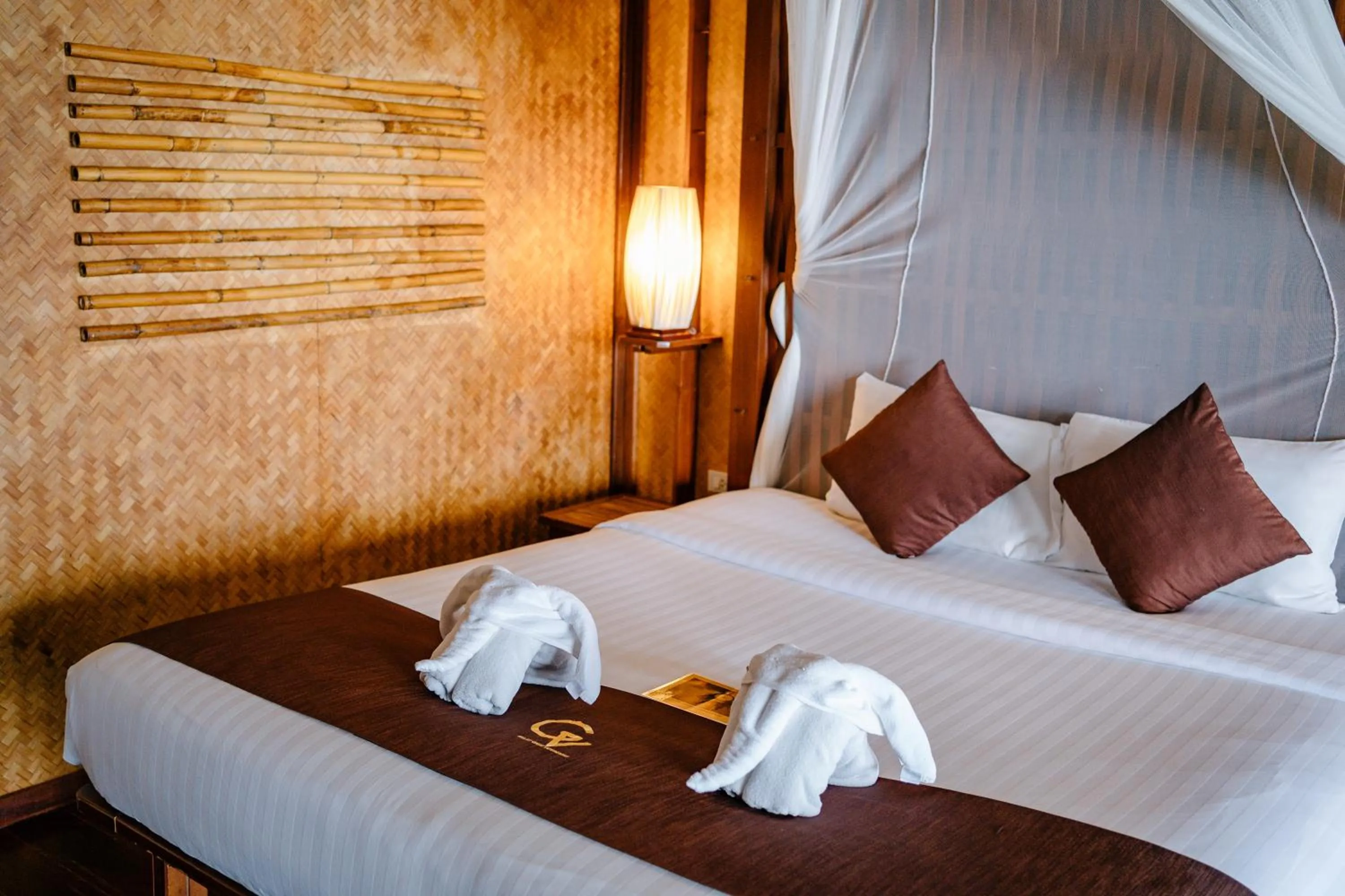 Bed in Railay Great View Resort