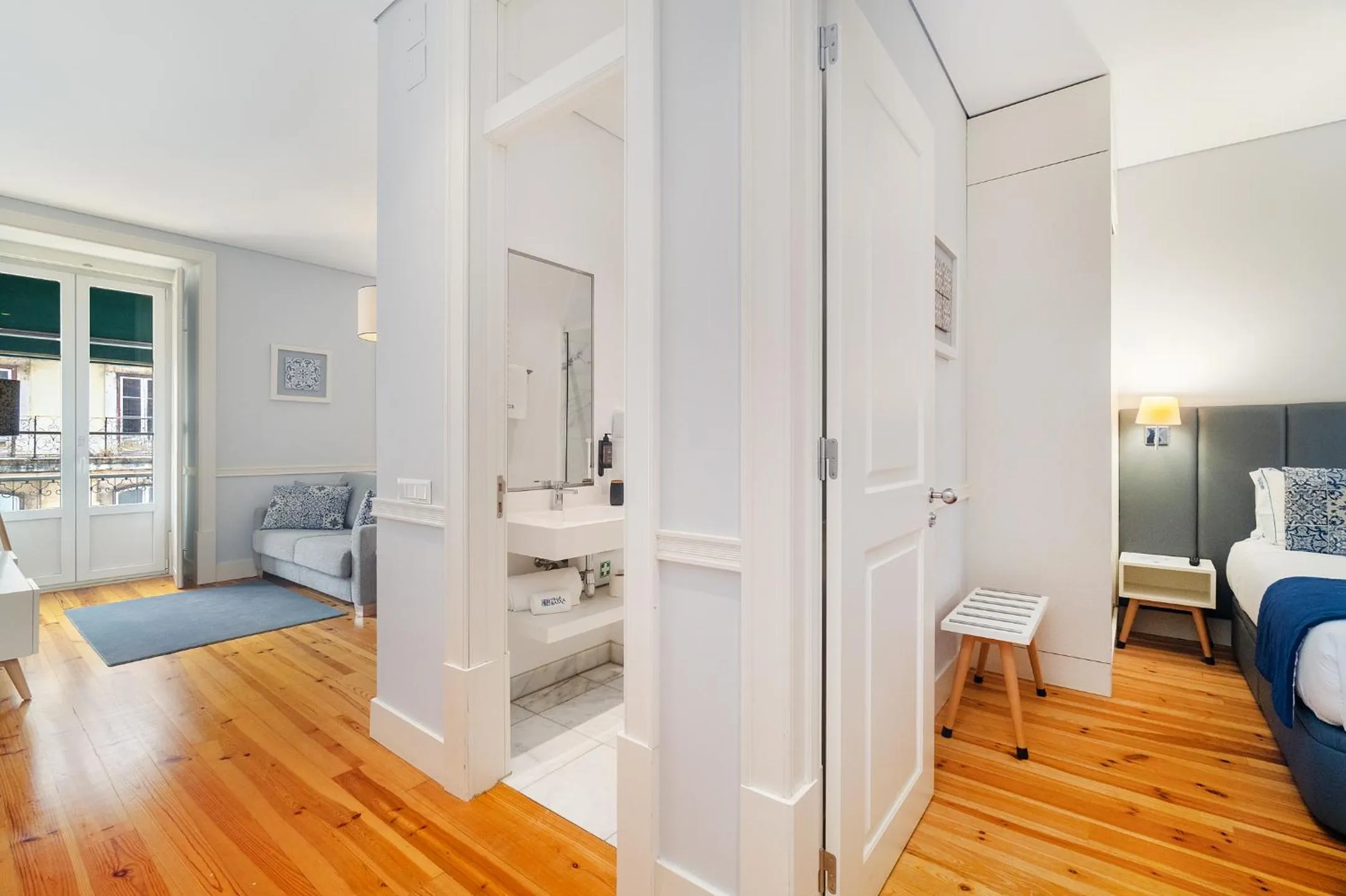 Bed in Villa Baixa - Lisbon Luxury Apartments