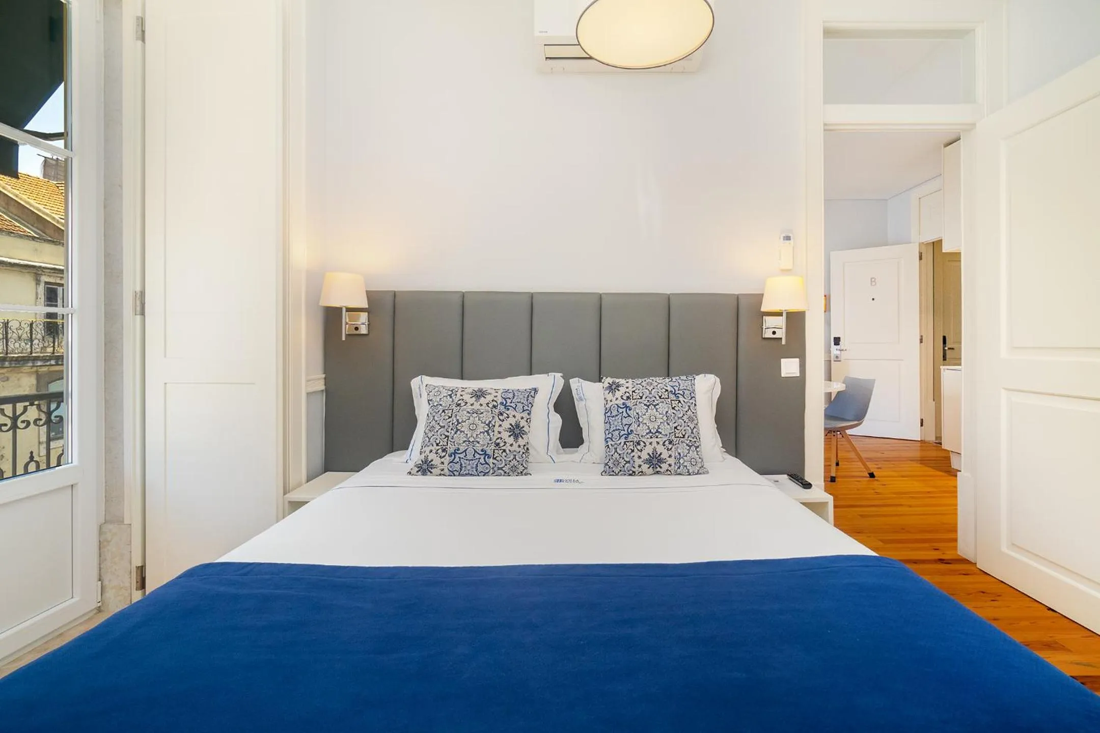 Bed in Villa Baixa - Lisbon Luxury Apartments