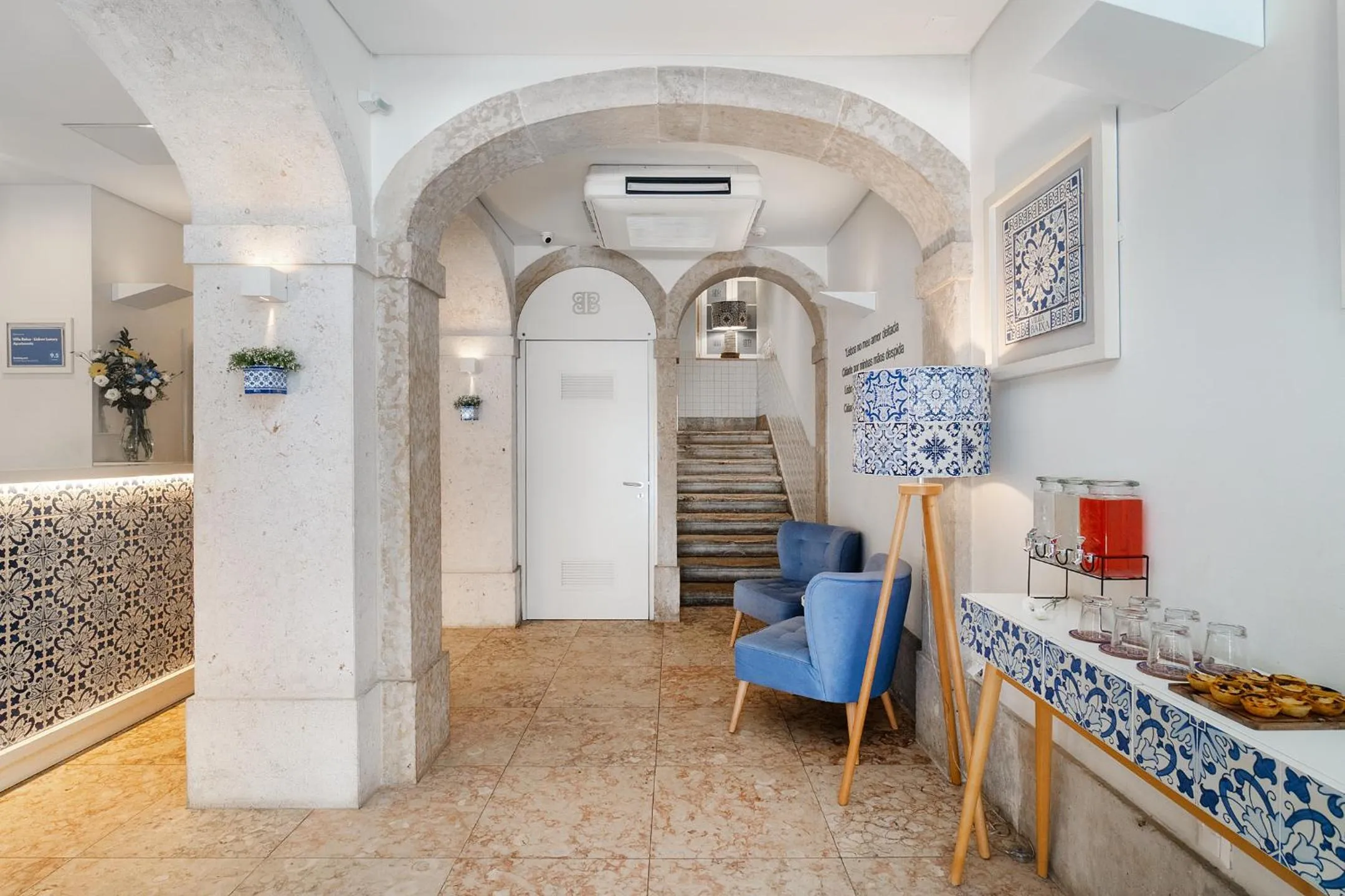 Lobby or reception in Villa Baixa - Lisbon Luxury Apartments