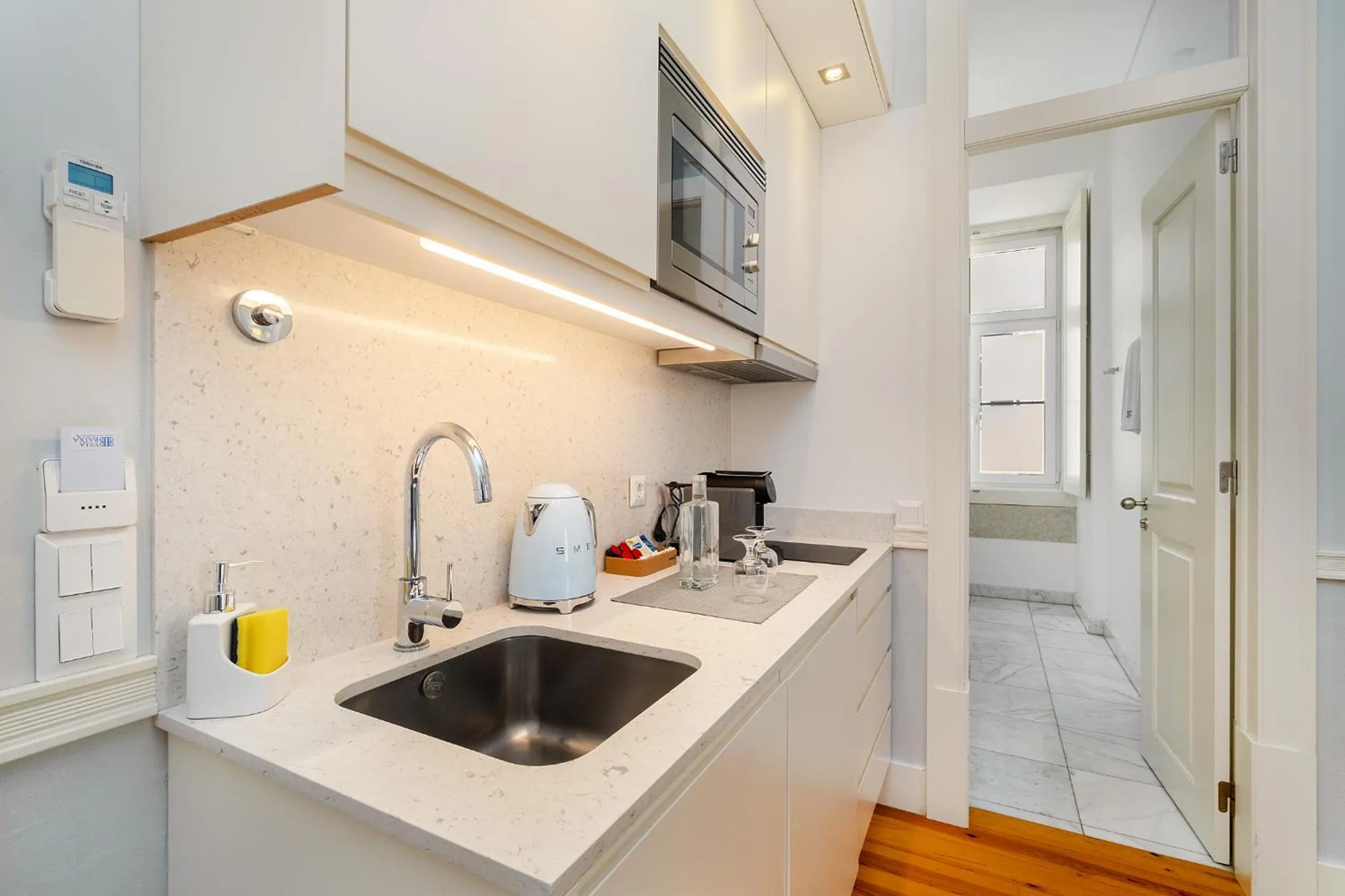 Coffee/tea facilities in Villa Baixa - Lisbon Luxury Apartments