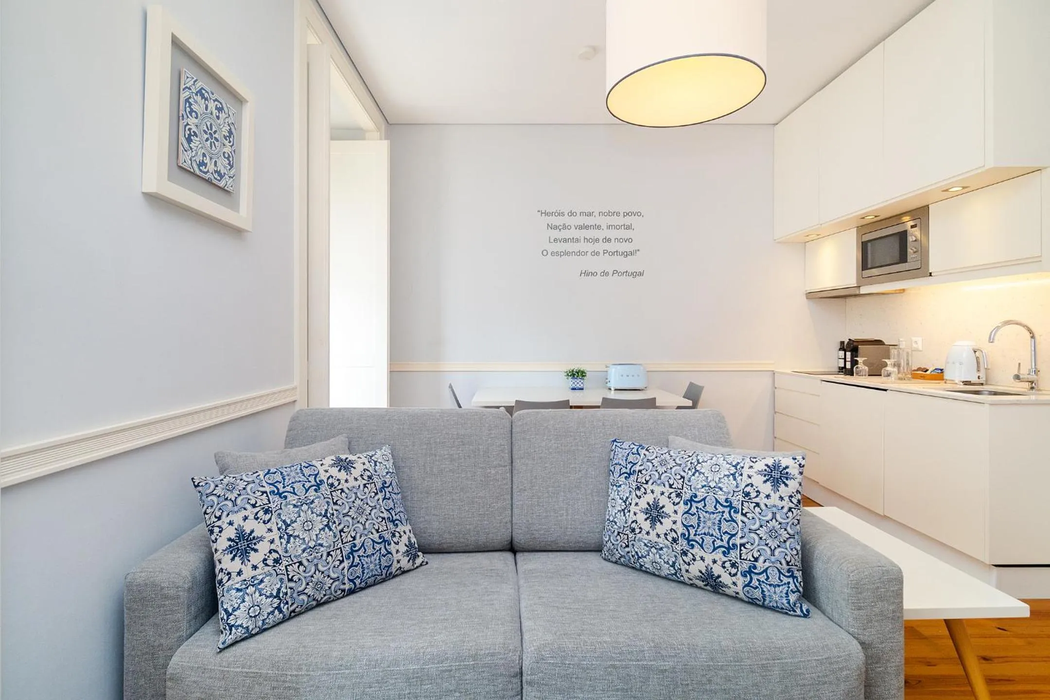 Kitchen or kitchenette in Villa Baixa - Lisbon Luxury Apartments