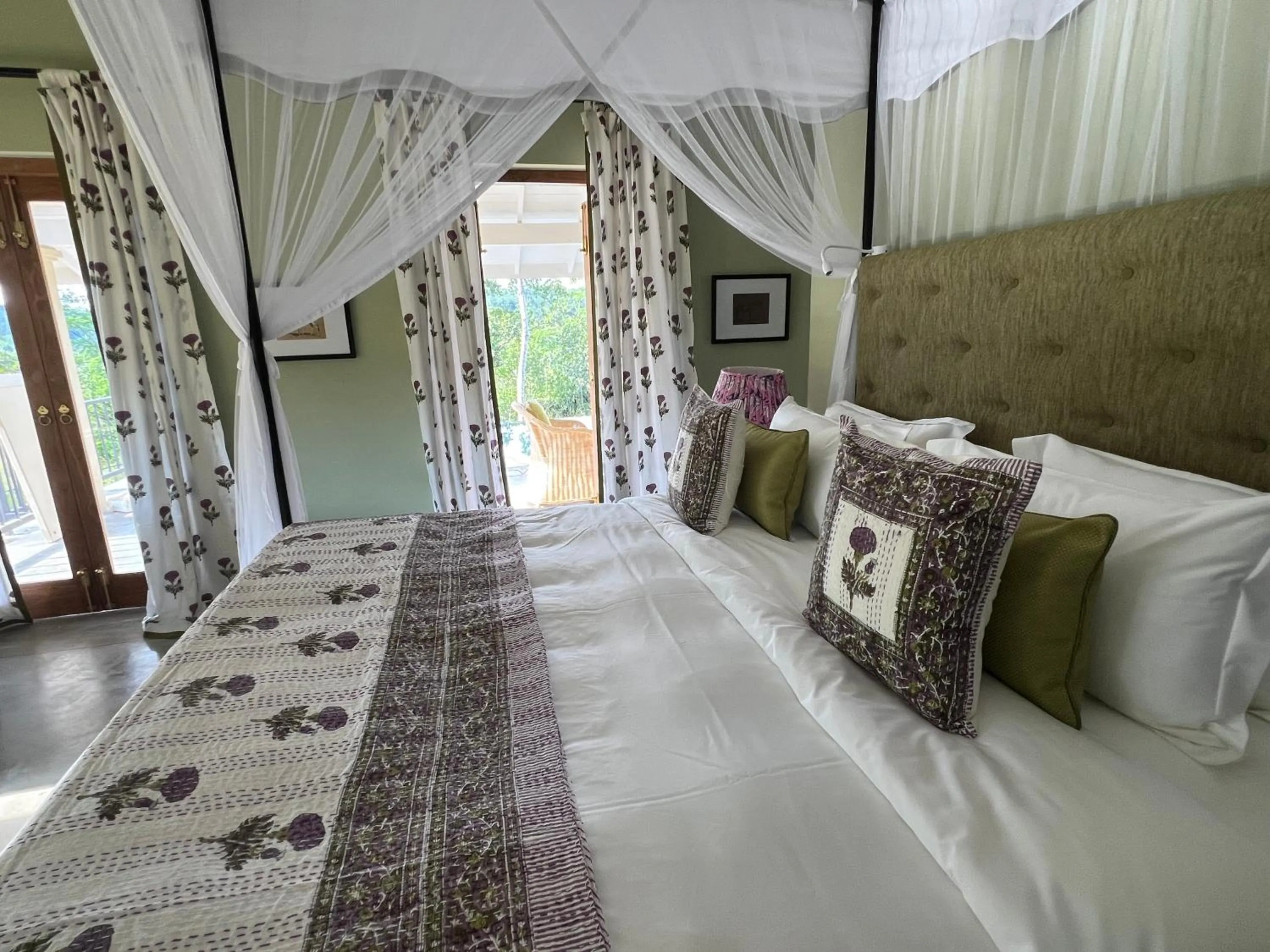 Bed in Kahanda Kanda