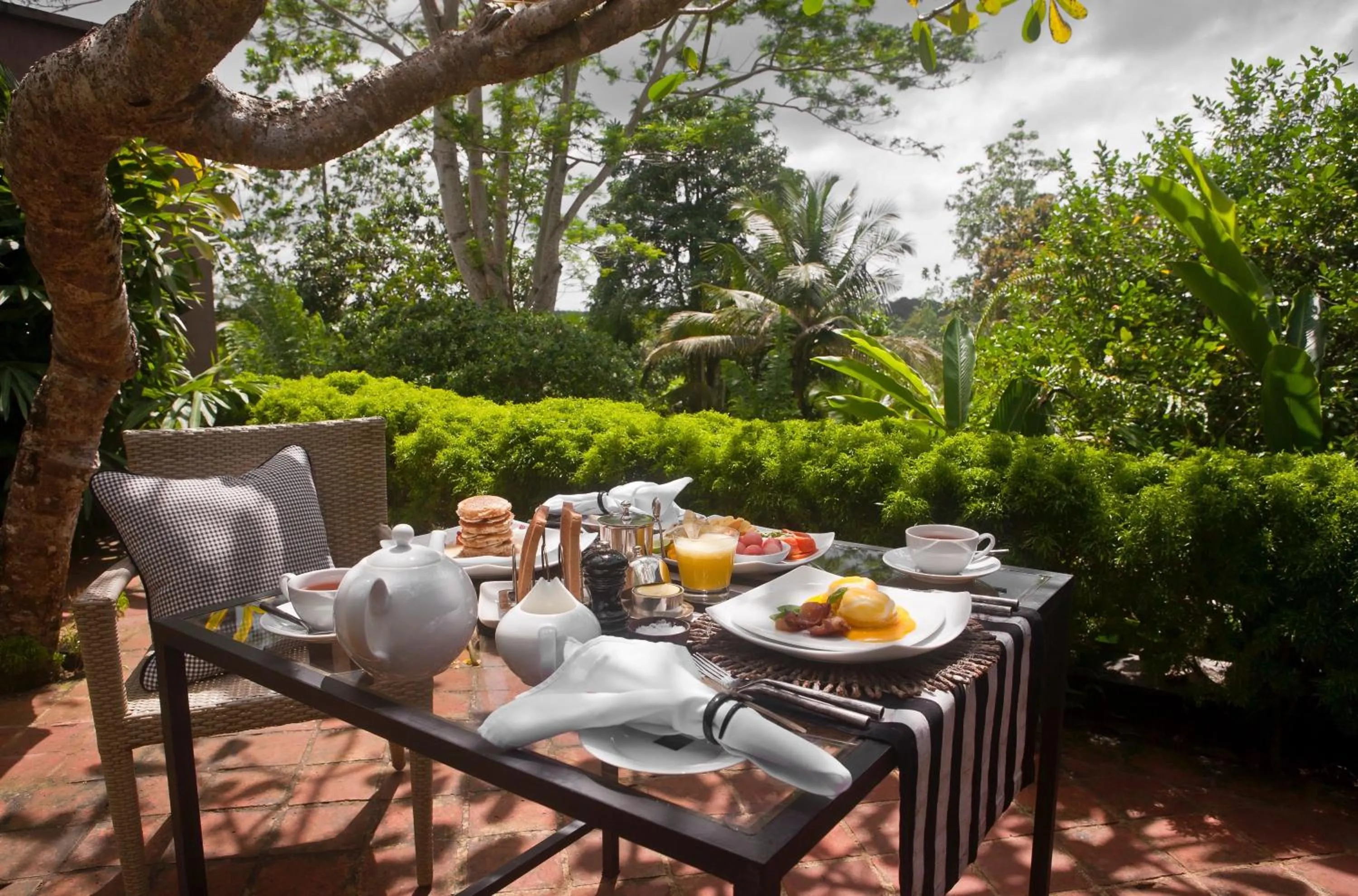 Food and drinks in Kahanda Kanda