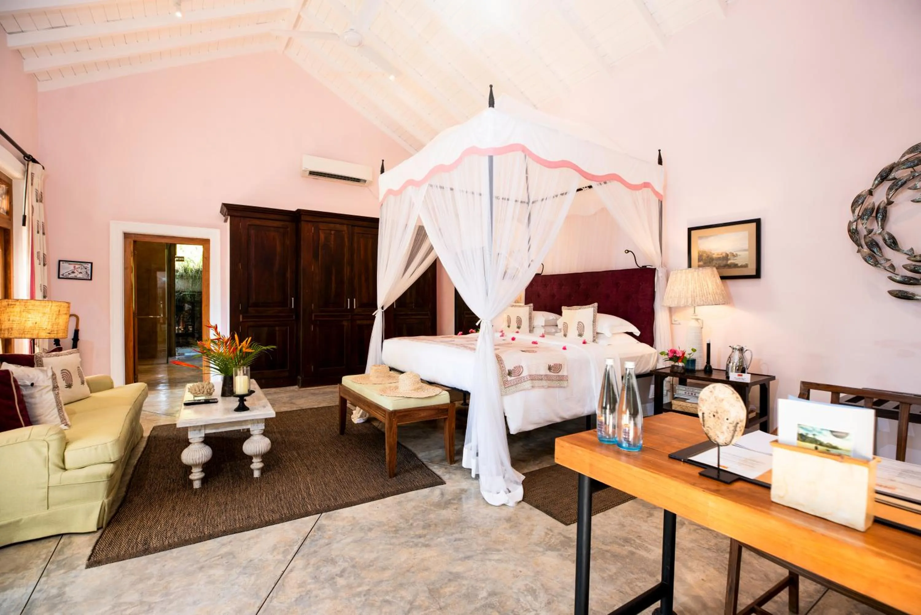 Bedroom, Bed in Kahanda Kanda