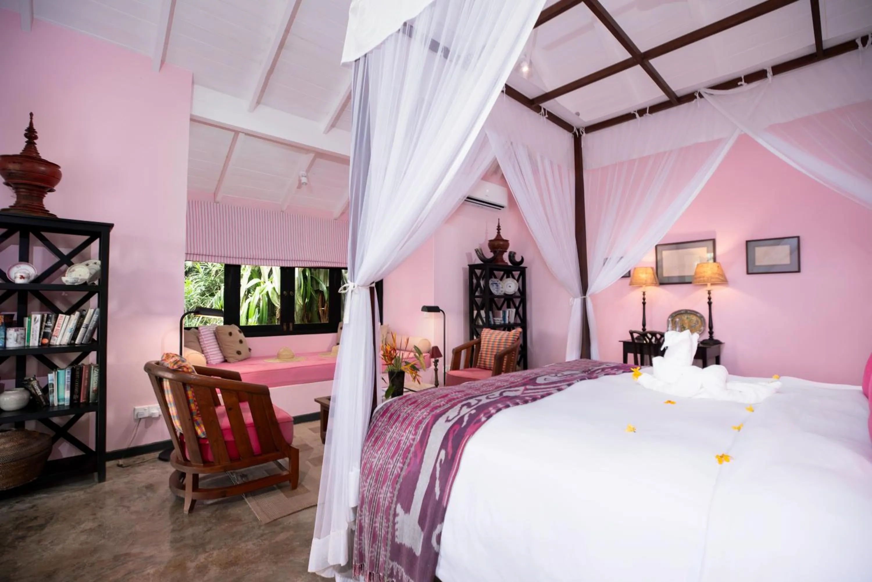 Bedroom, Bed in Kahanda Kanda