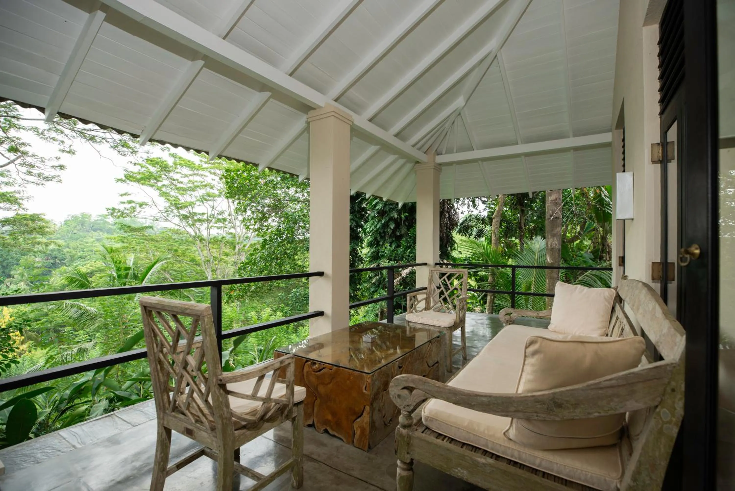 Balcony/Terrace in Kahanda Kanda