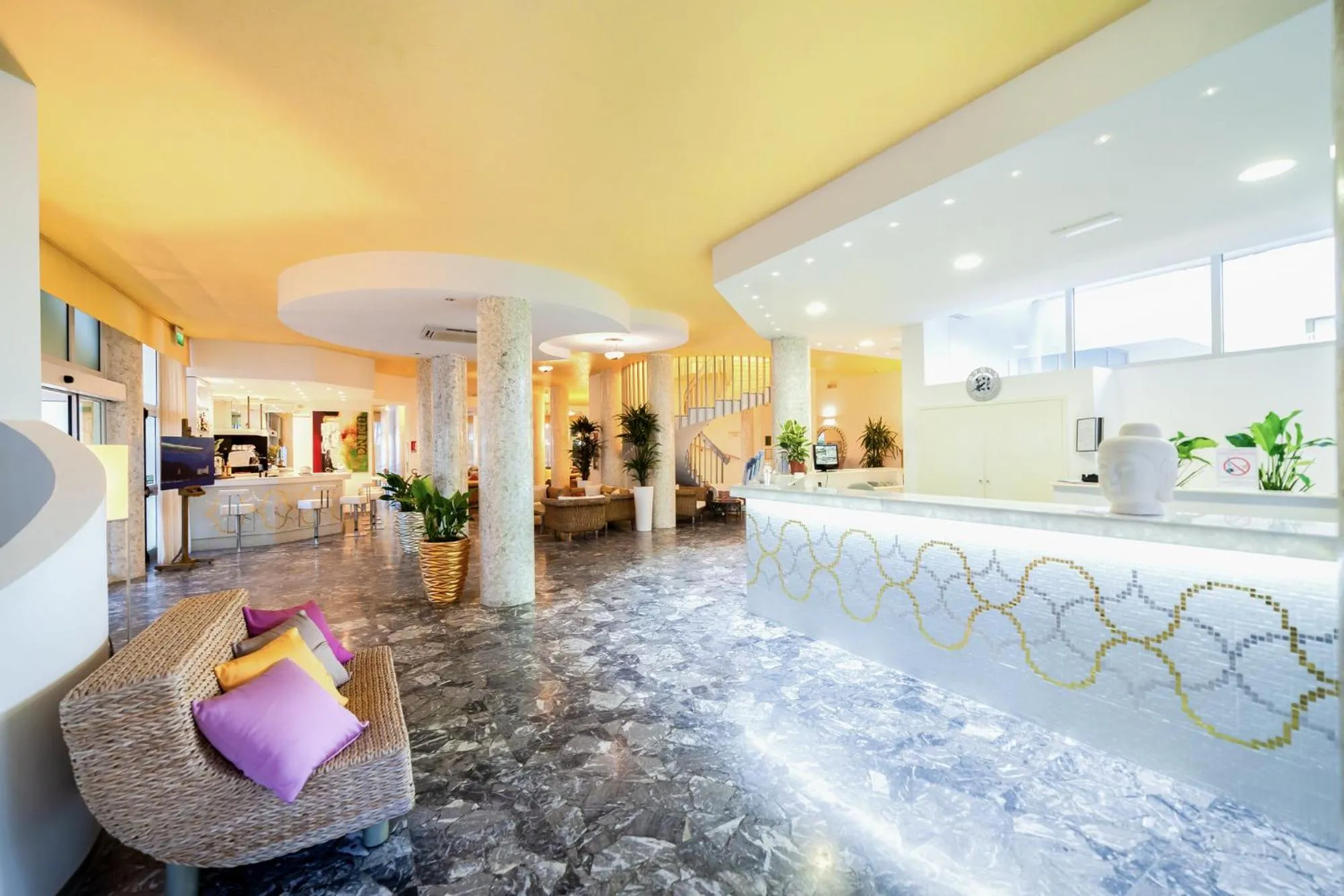 Lobby or reception in Hotel American