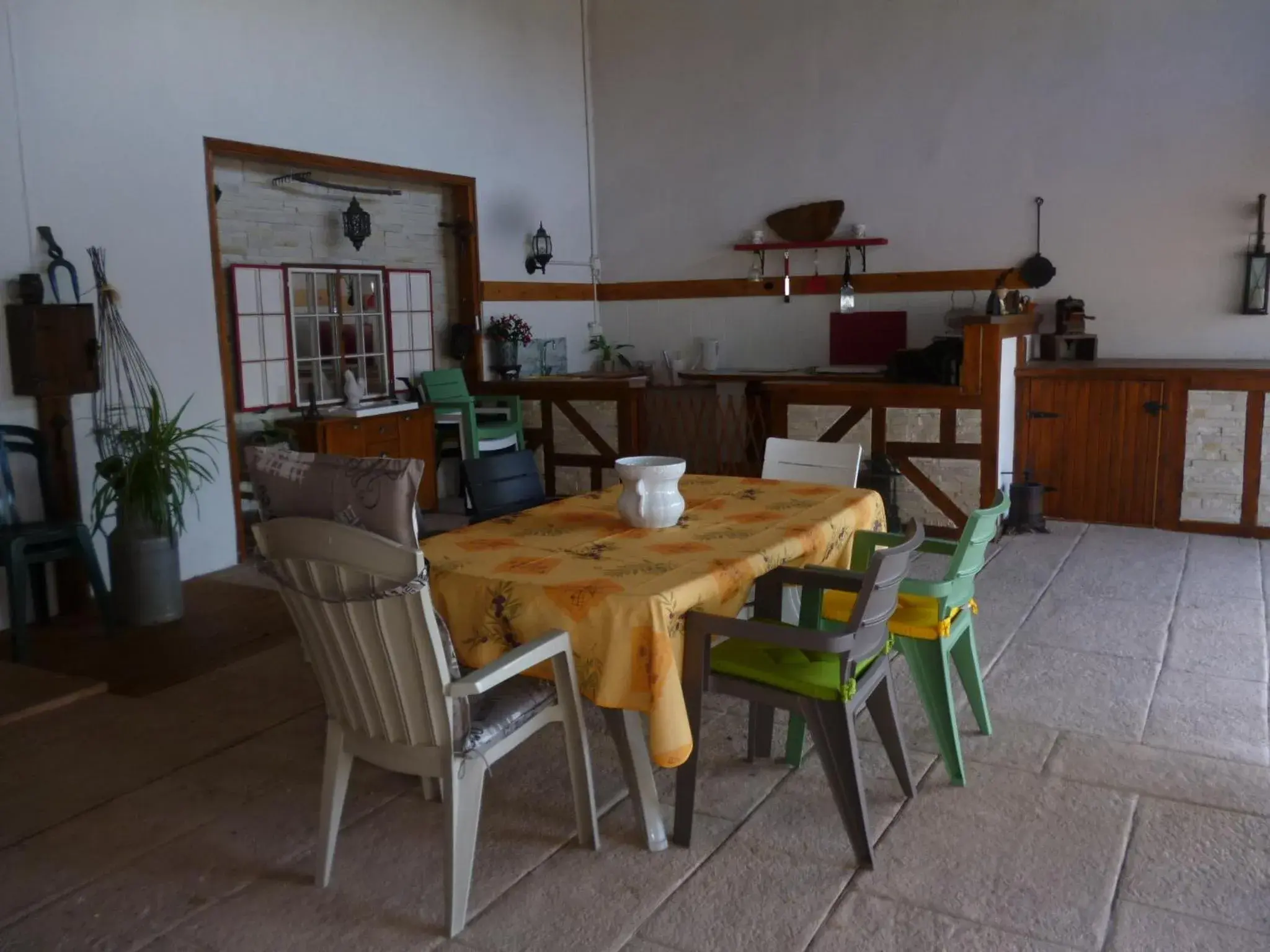 Twin Room with Garden View in La Sylreine Twin Room with Garden View in La Sylreine