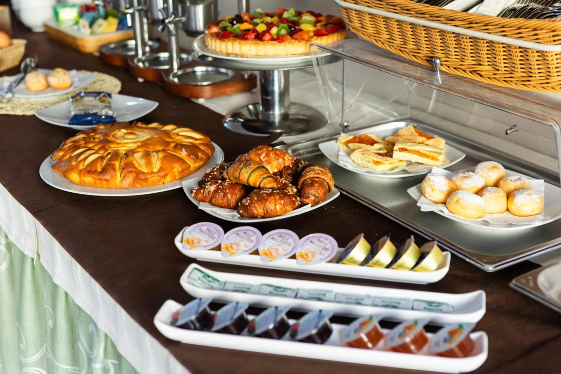 Breakfast in Hotel Le Mura