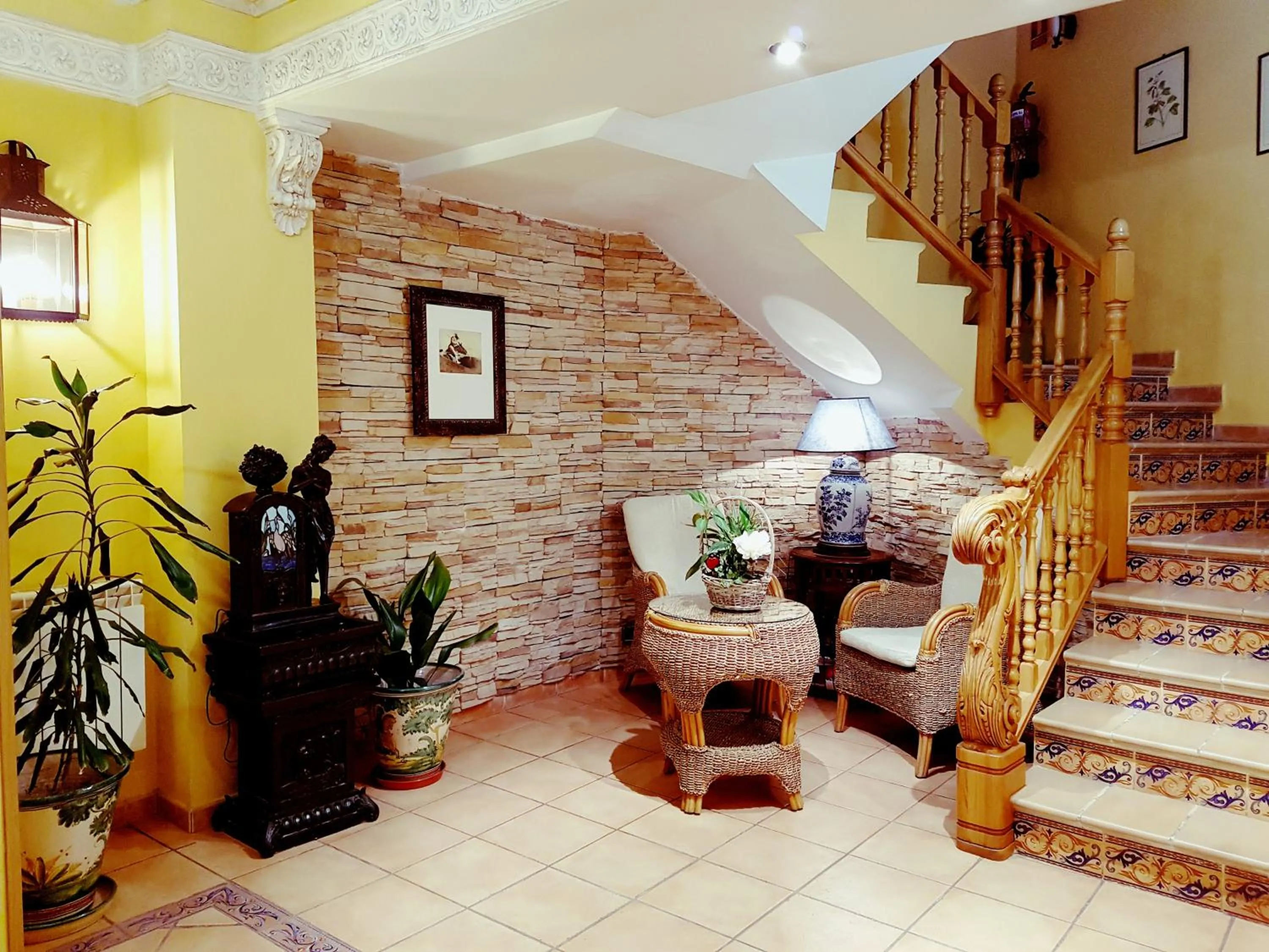 Lobby or reception in Hostal Maria Ronda