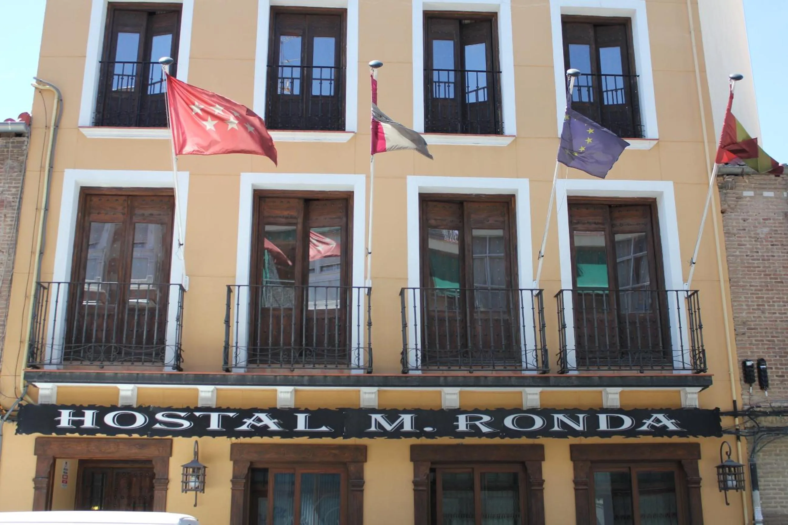 Facade/entrance in Hostal Maria Ronda